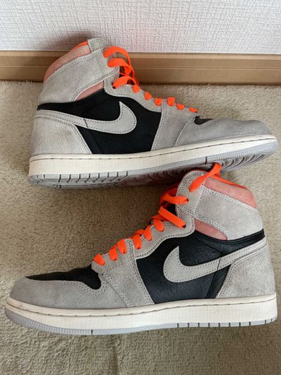 Nike Air Jordan 1 RETRO High OG "Hyper Crimson"