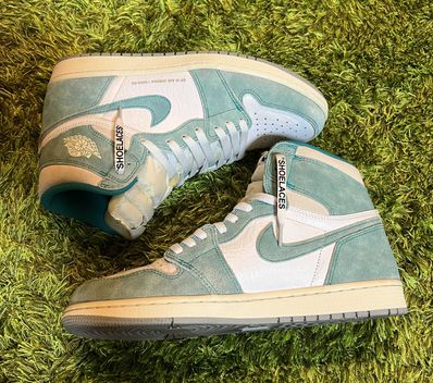 Nike Air Jordan 1 Retro High OG "Turbo Green"