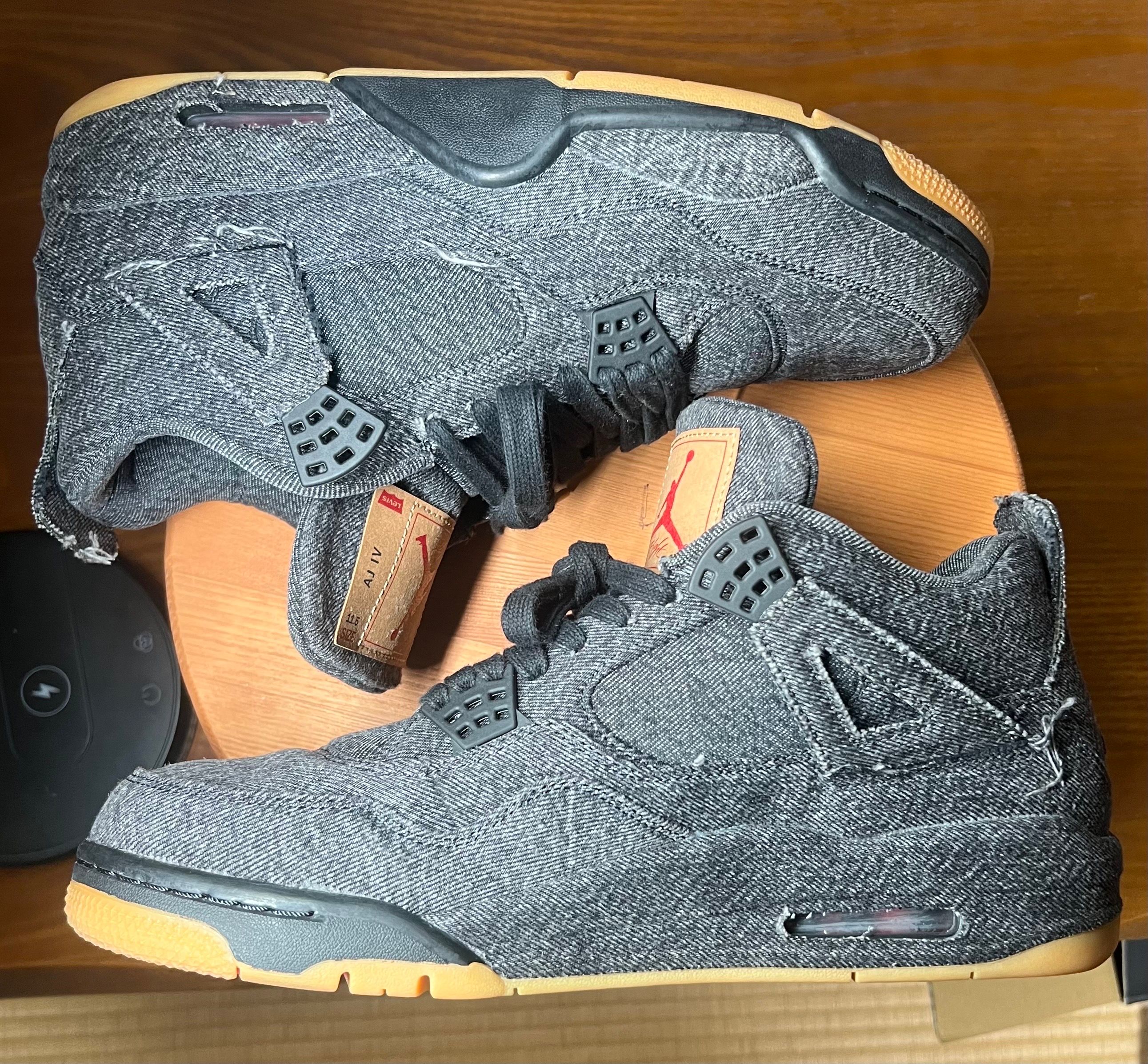 Nike × Levi's Air Jordan 4 "Black Denim" (Tag: ®)