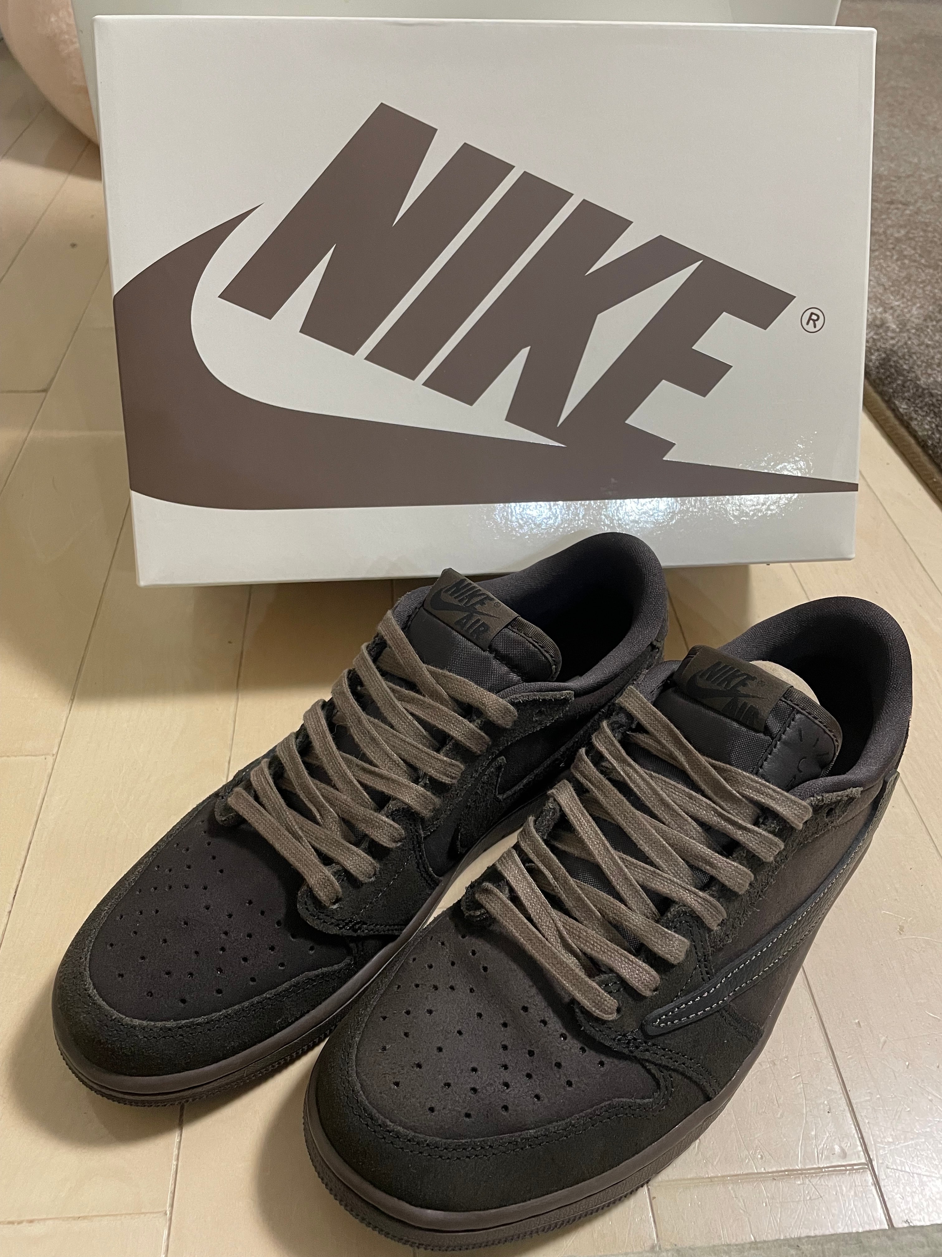 Travis Scott × Nike Air Jordan 1 Low OG SP "Velvet Brown and Dark Mocha"