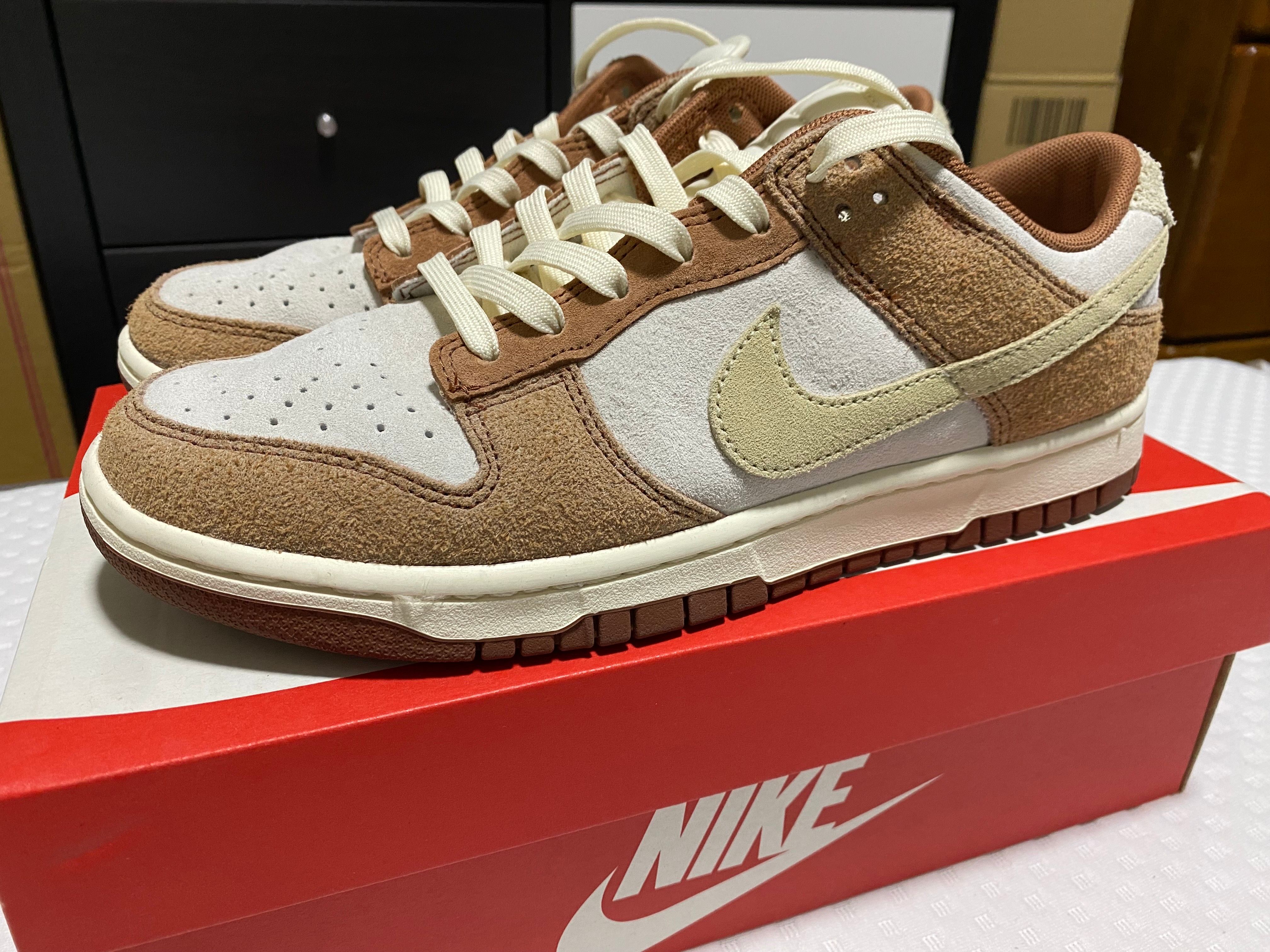 Nike Dunk Low PRM "Medium Curry"