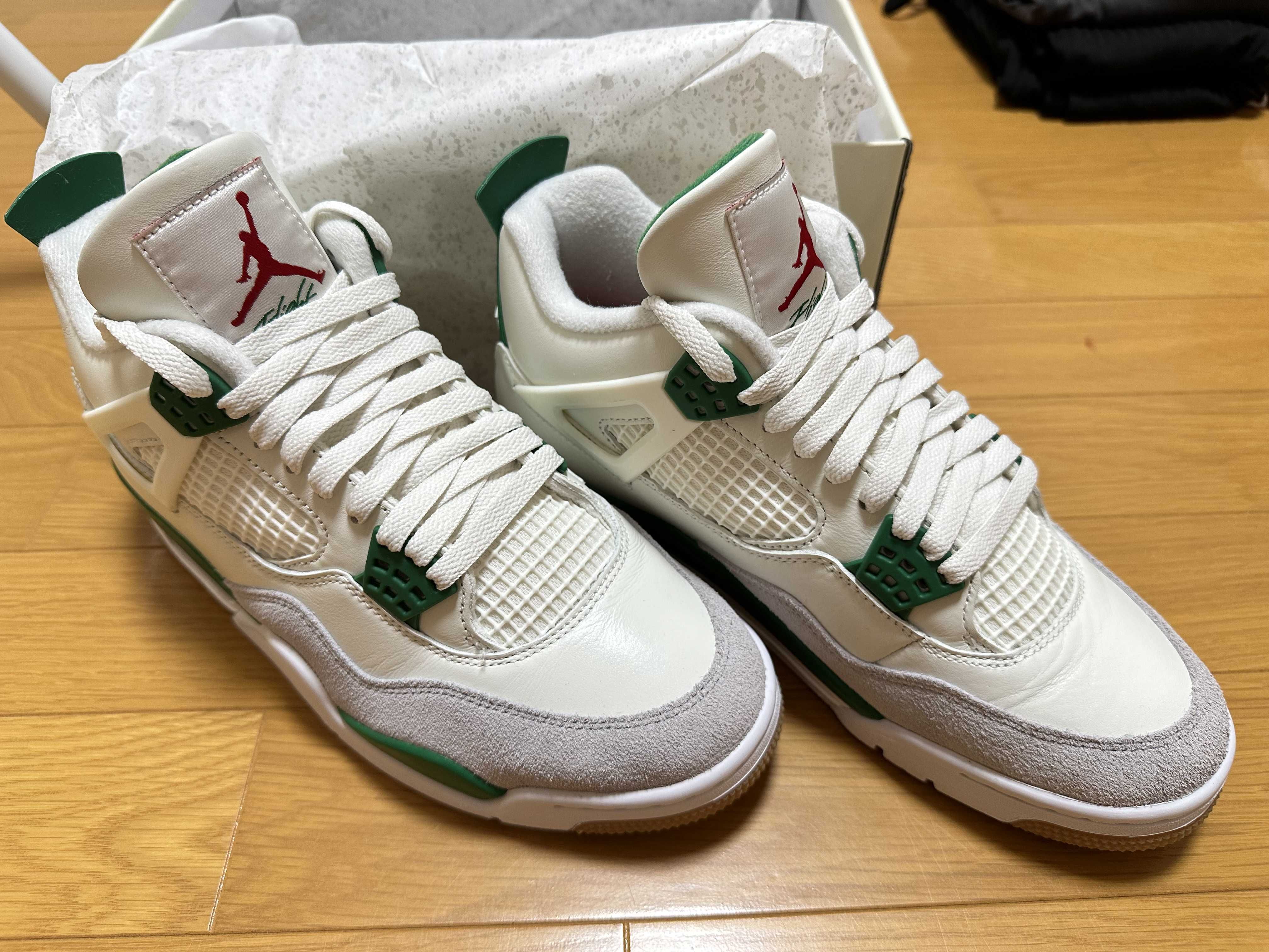 Nike SB × Air Jordan 4 Retro SP "Pine Green"