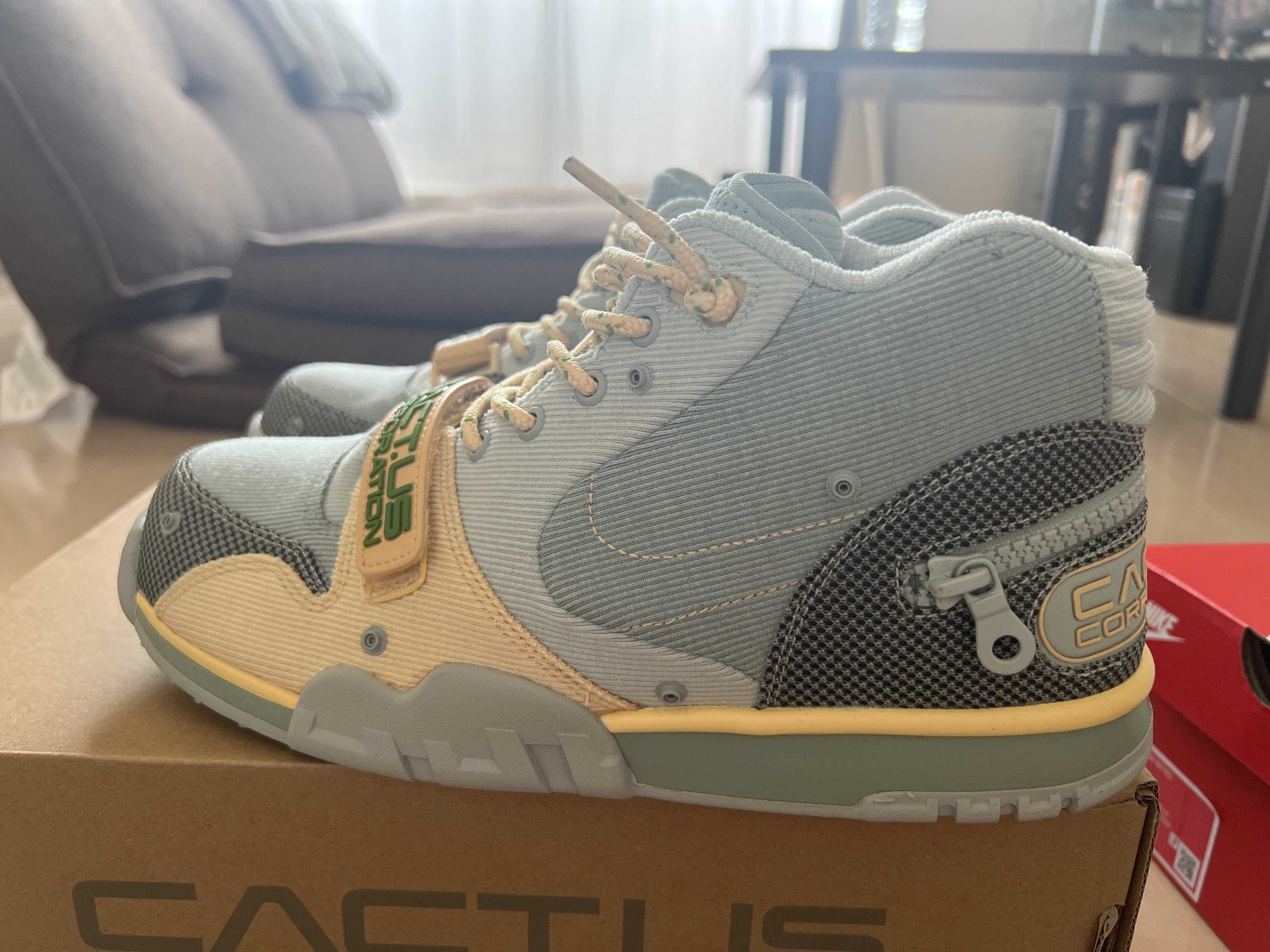 Travis Scott × Nike Air Trainer 1 SP "Grey Haze and Dusty Sage"