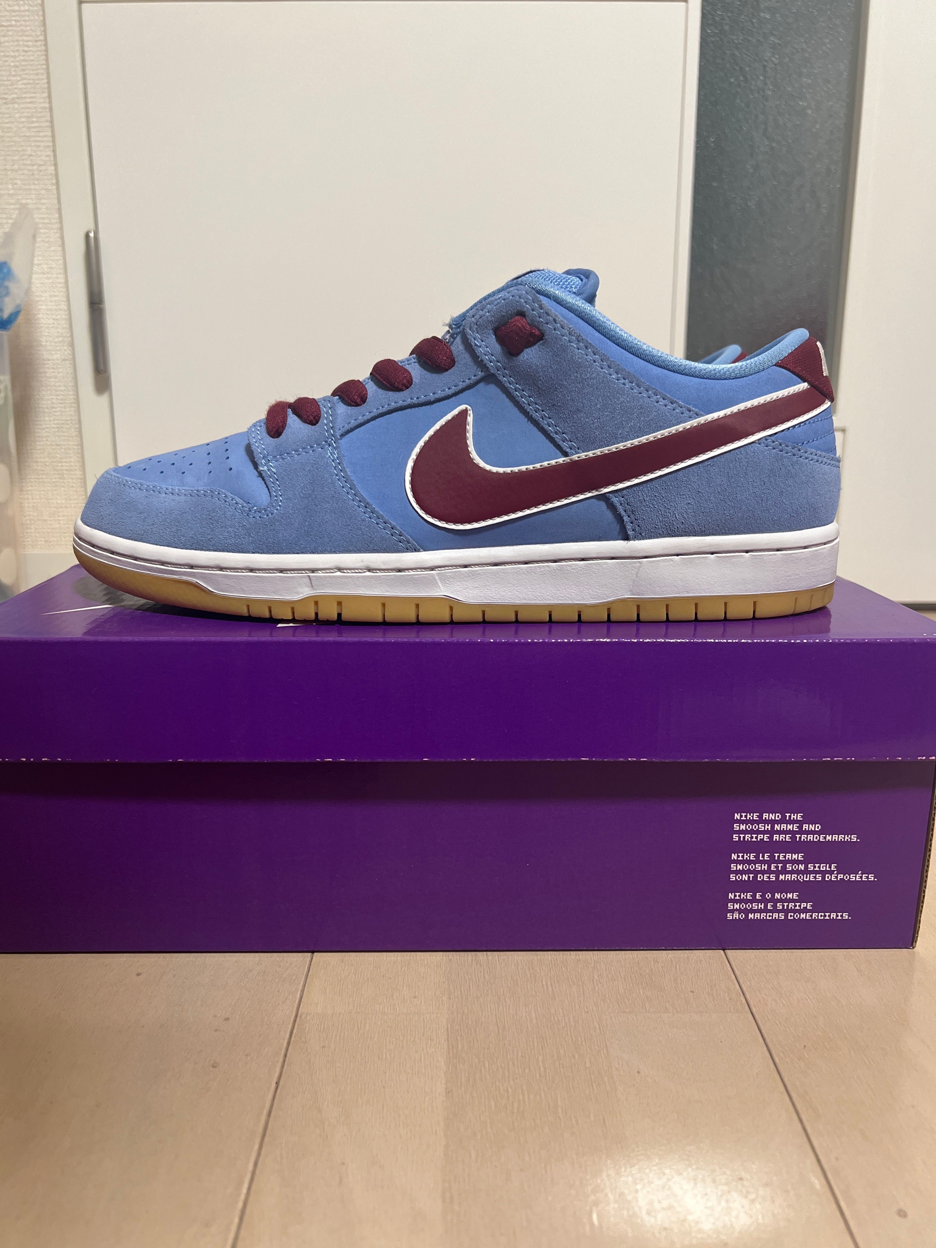 Nike SB Dunk Low Pro "Philadelphia Phillies/Valor Blue and Team Maroon"