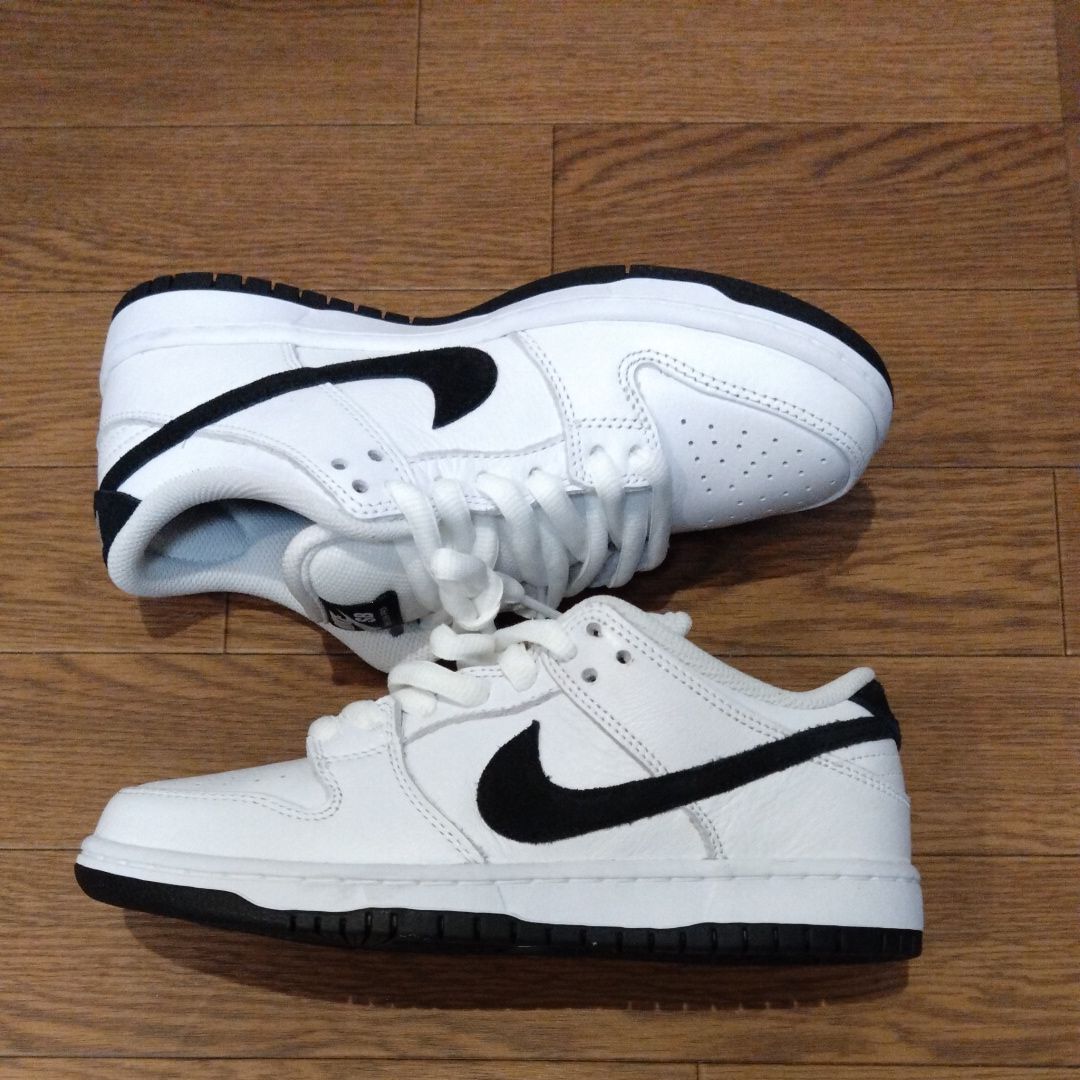 Nike SB Dunk Low Pro "White/Black"