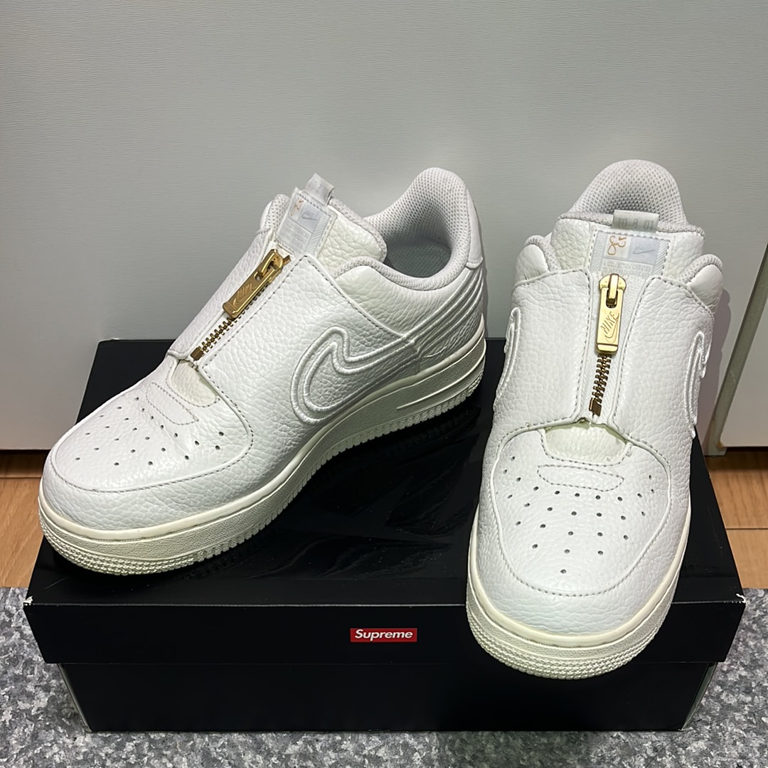 セリーナ・ウィリアムズ × ナイキ ウィメンズ エアフォース1 ロー LXX "サミット ホワイト"