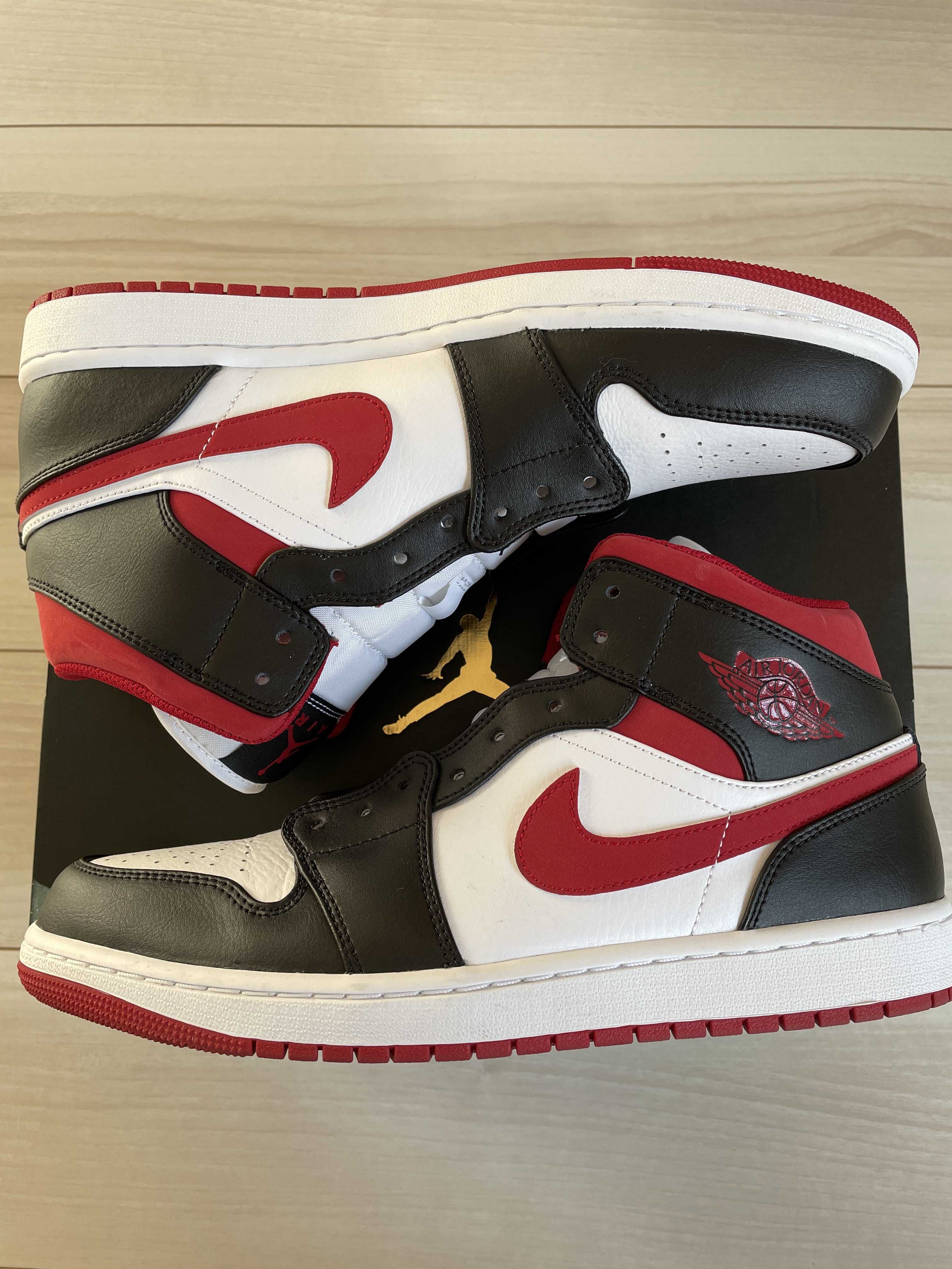 Nike Air Jordan 1 Mid "White/Gym Red Black"