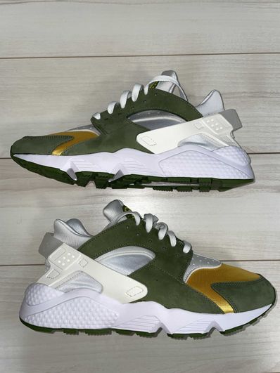 Stussy × Nike Air Huarache "Dark Olive"