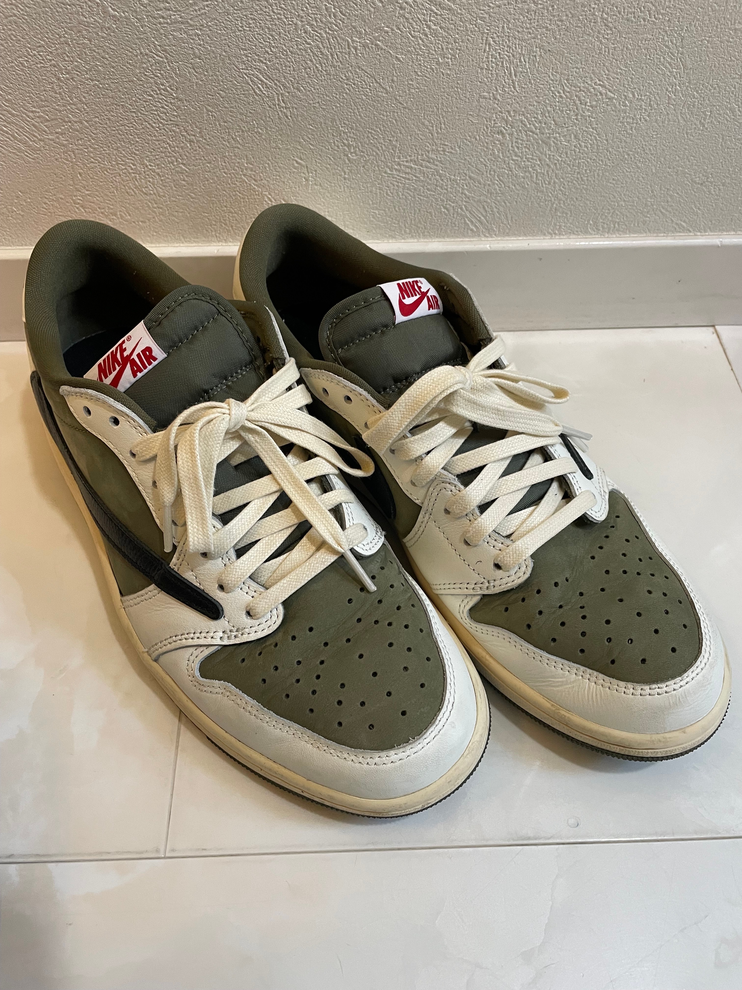Travis Scott × Nike Air Jordan 1 Low OG SP "Reverse Olive"