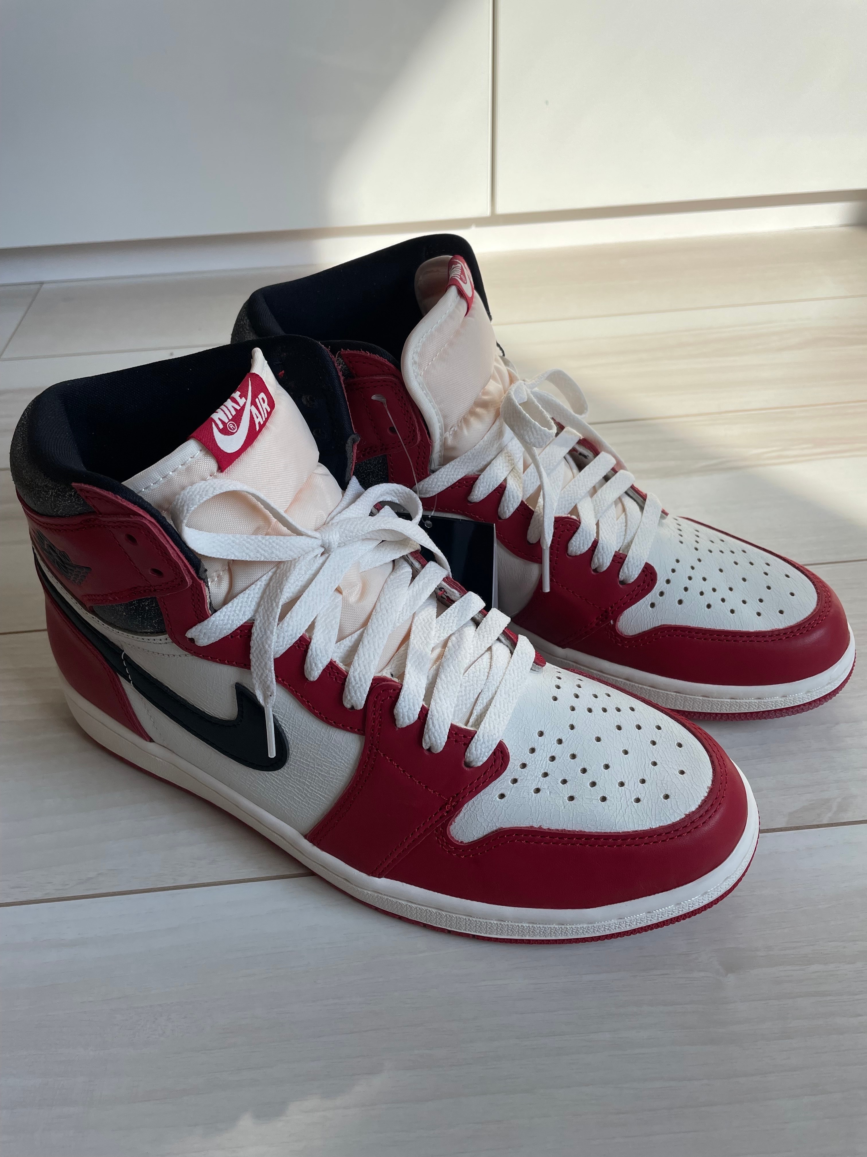 Nike Air Jordan 1 High OG "Lost & Found/Chicago"
