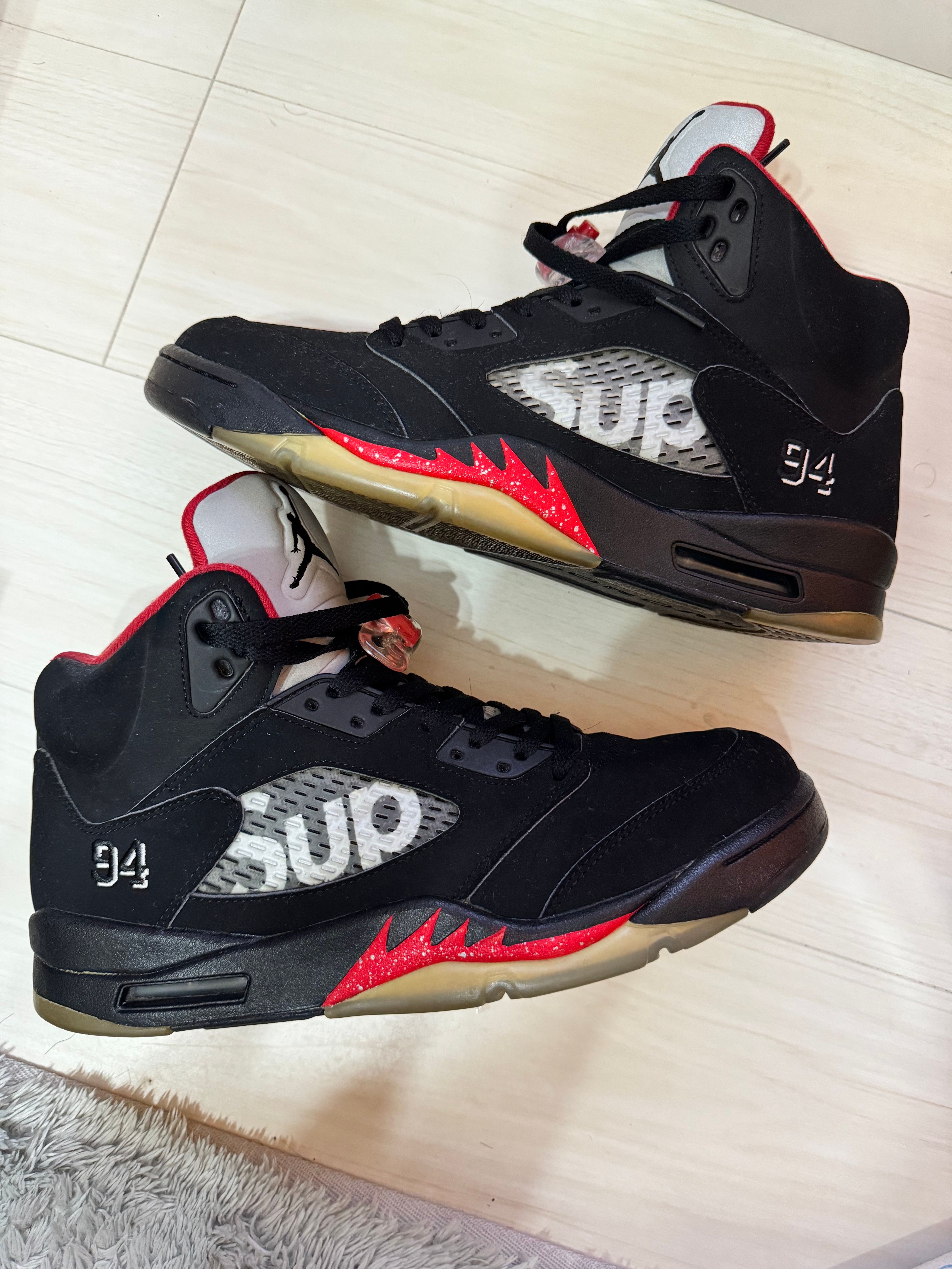 Supreme × Nike Air Jordan 5 Retro "Black"