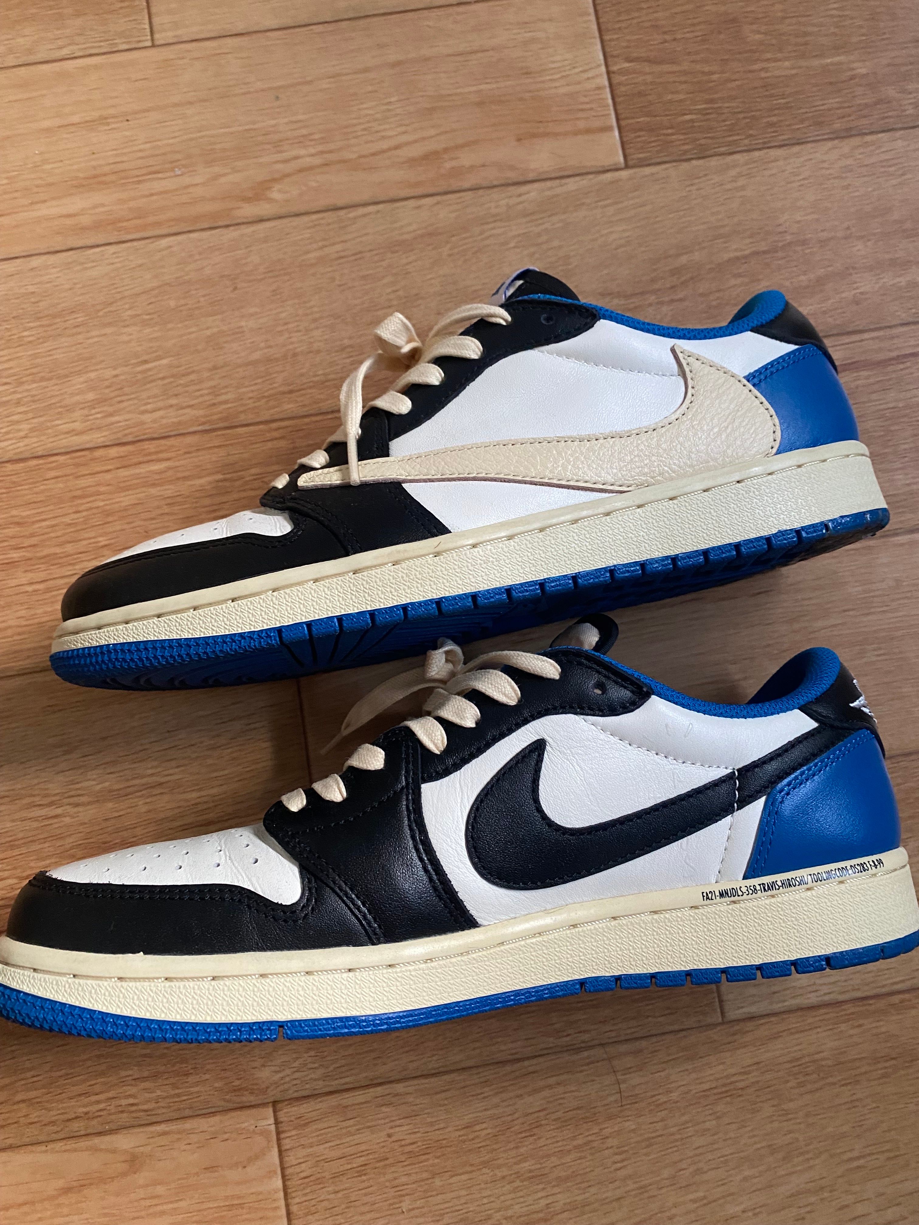 Travis Scott × fragment design × Nike Air Jordan 1 Low OG SP "Military Blue"