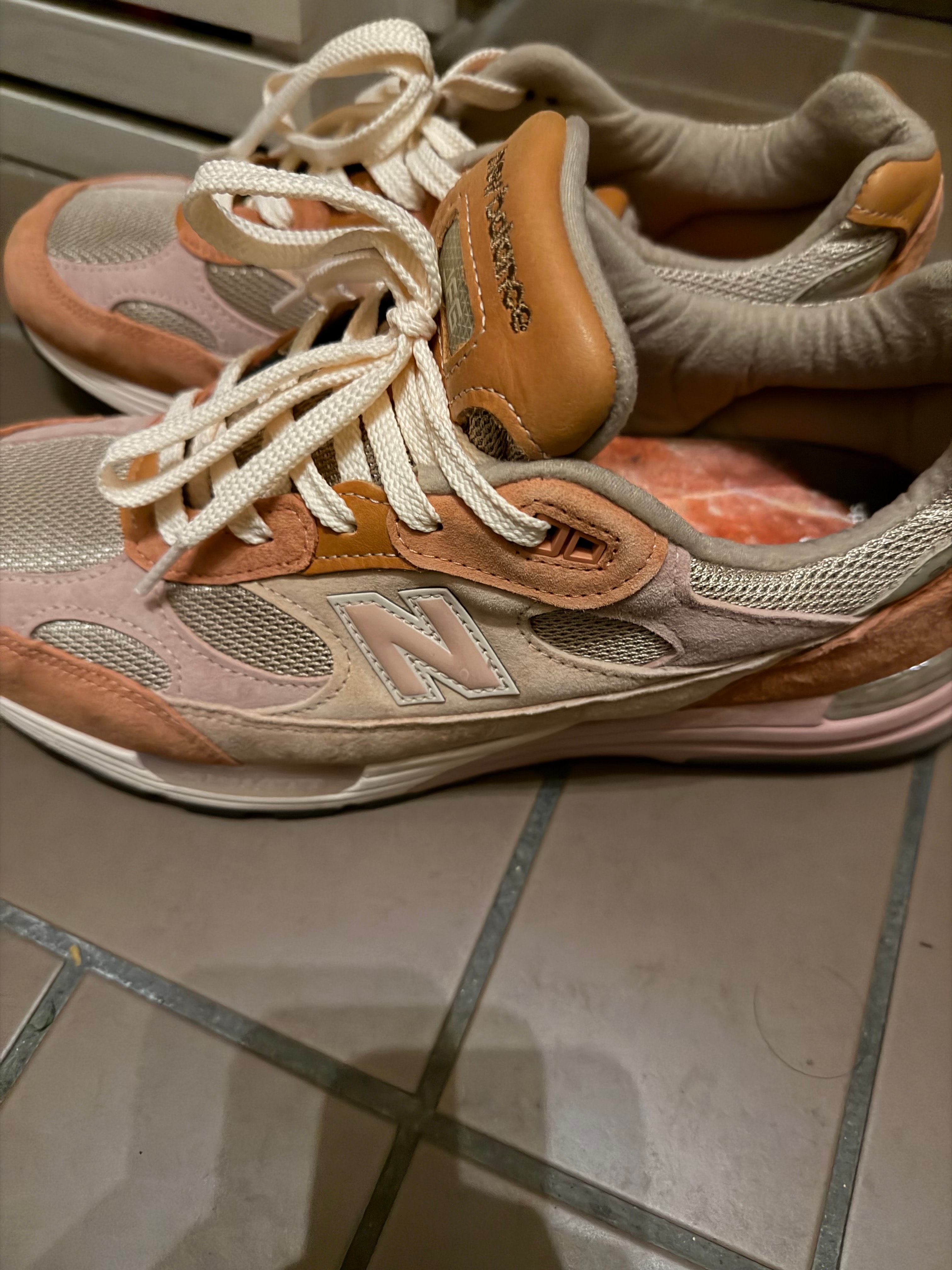 Joe Freshgoods × New Balance 992 "Rose Smoke/Misty Rose"