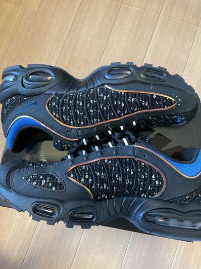 Supreme × Nike Air Max Tailwind 4 "Black"
