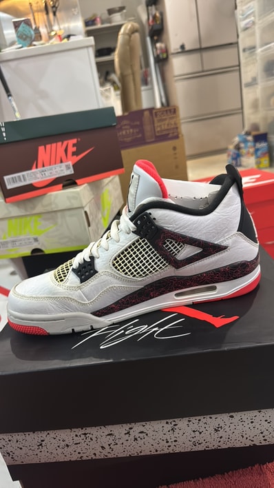 Nike Air Jordan 4 Retro "Flight Nostalgia"