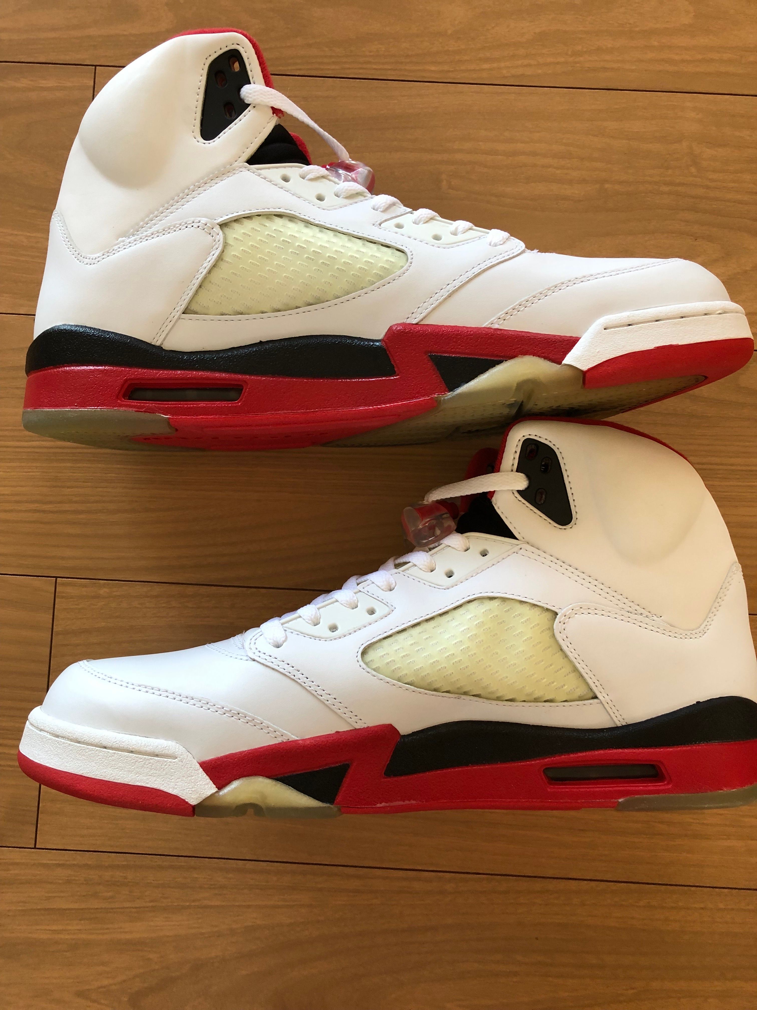 Nike Air Jordan 5 Retro "Fire Red/Black Tongue" (2006)