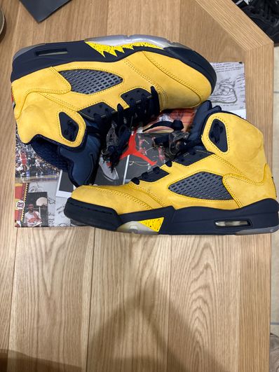 NIKE AIR JORDAN 5 "MICHIGAN"