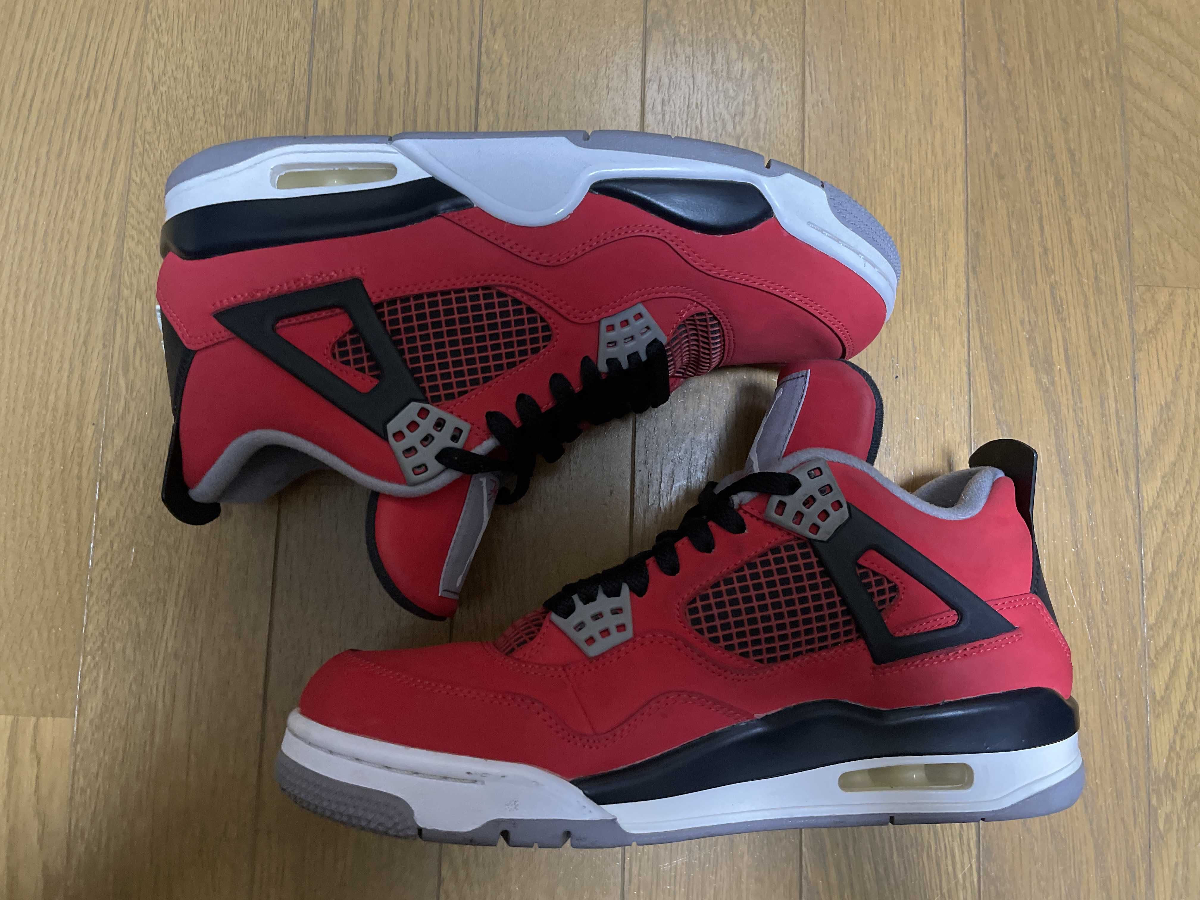Nike Air Jordan 4 Retro "Toro Bravo"