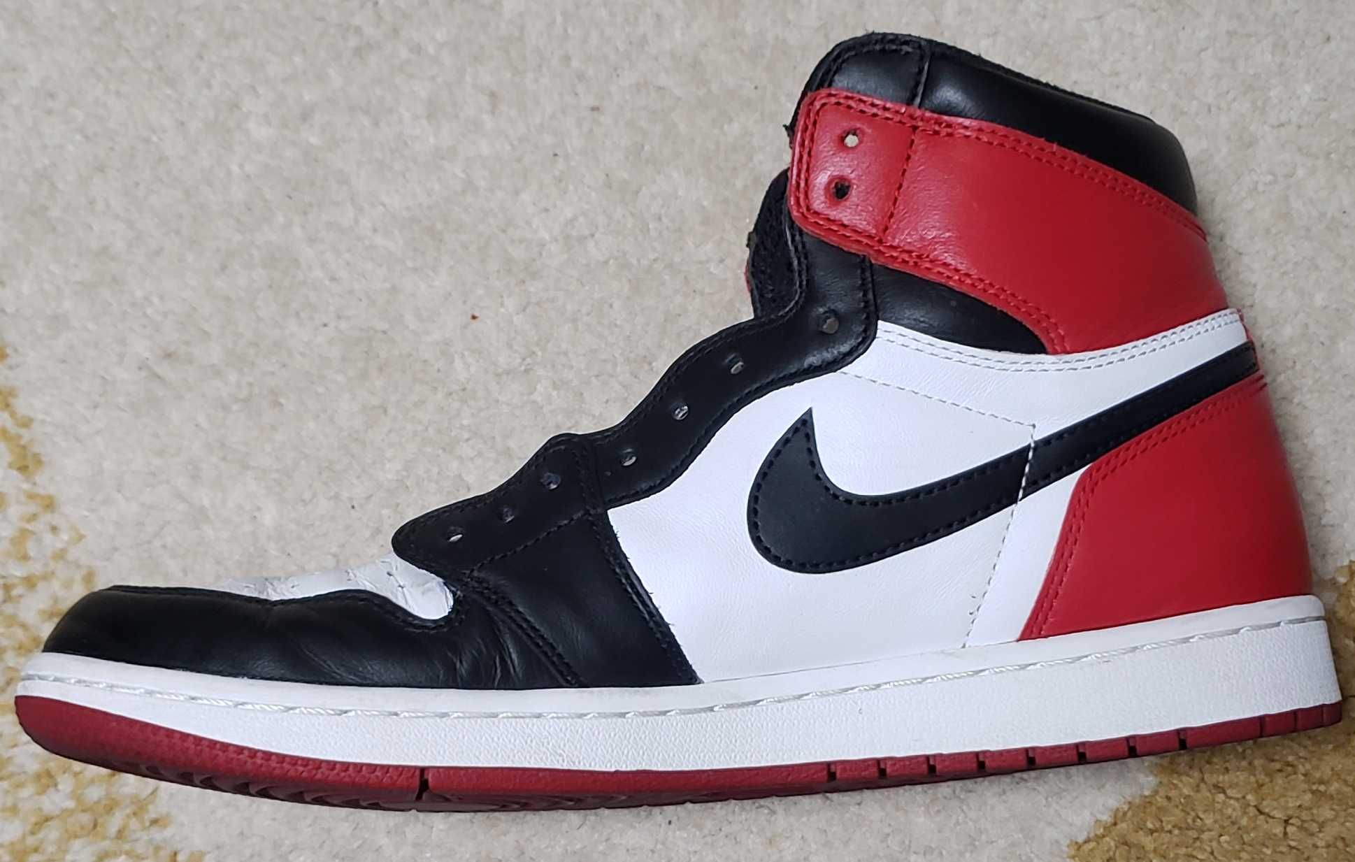 Nike Air Jordan 1 Retro High OG "Black Toe"(2016)