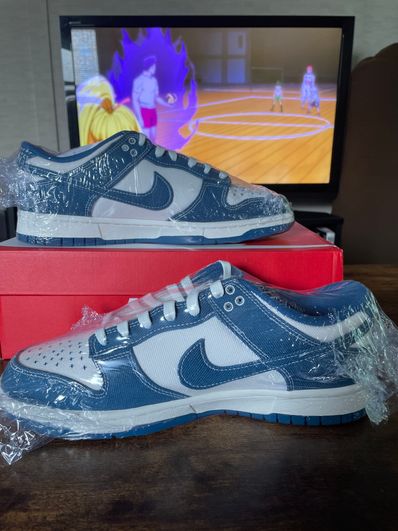 Nike Dunk Low SE "Industrial Blue"