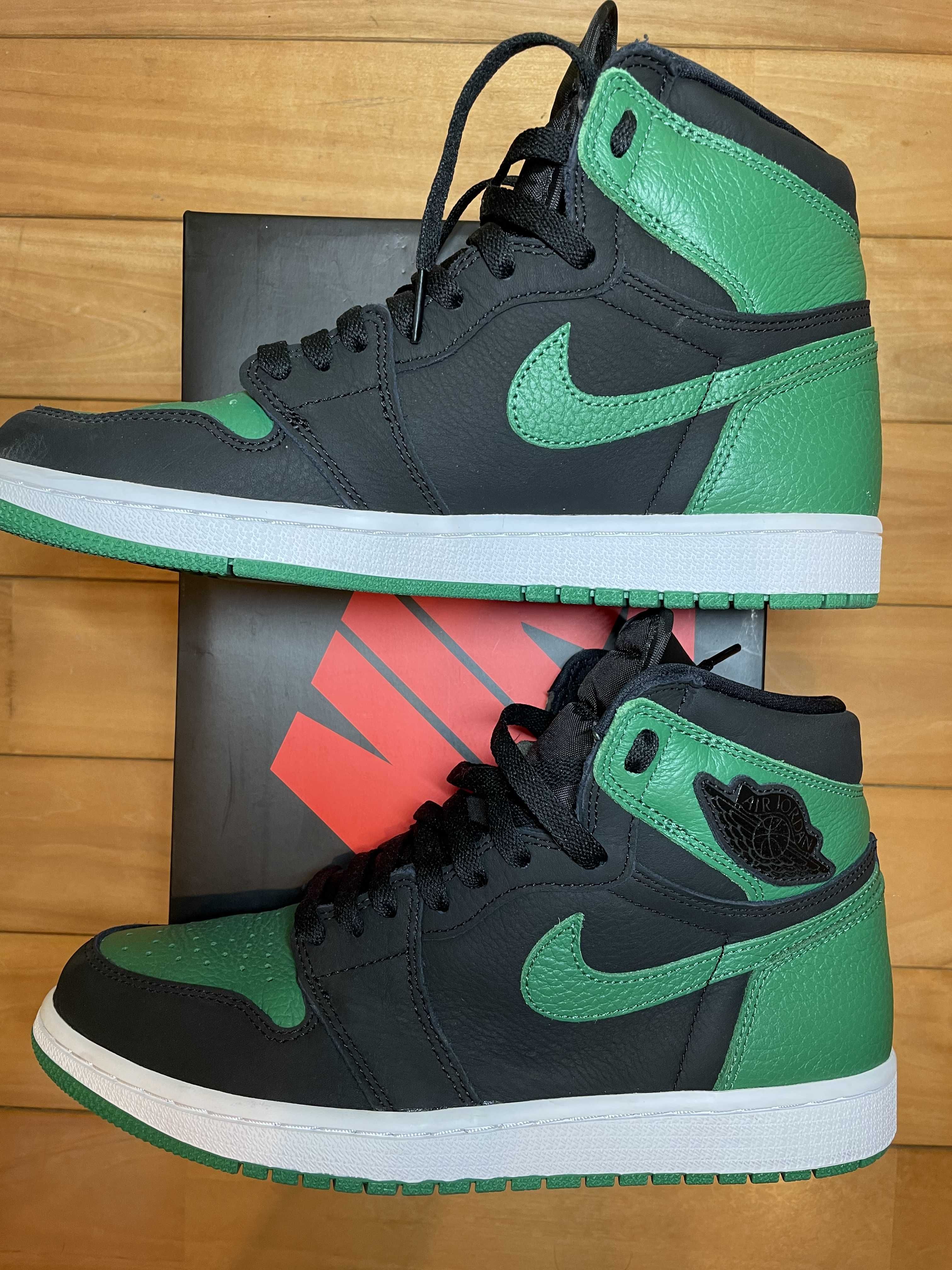 Nike Air Jordan 1 Retro High OG "Black/Pine Green" (2020)