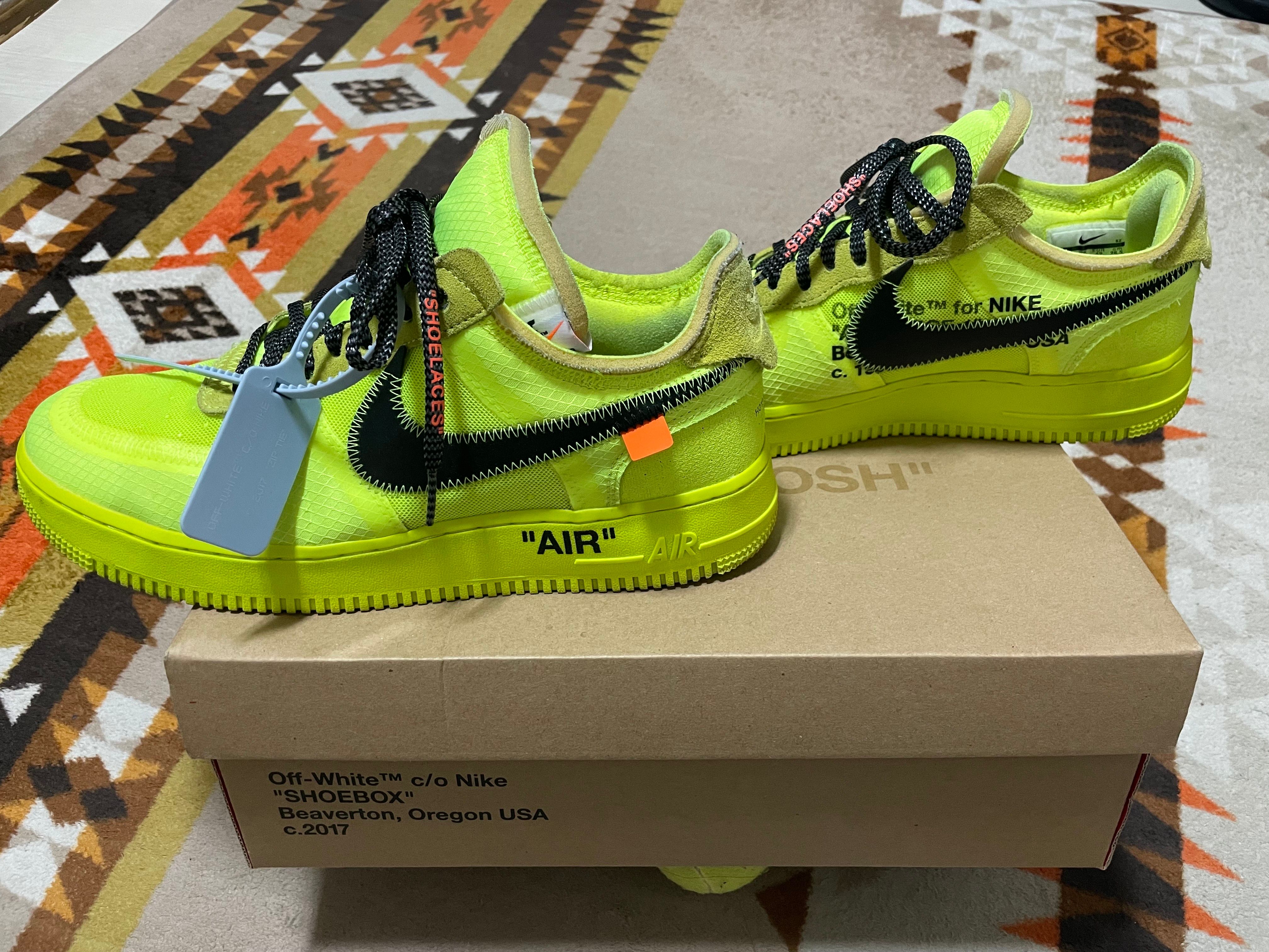 Off-White × Nike Air Force 1 Low "Volt"