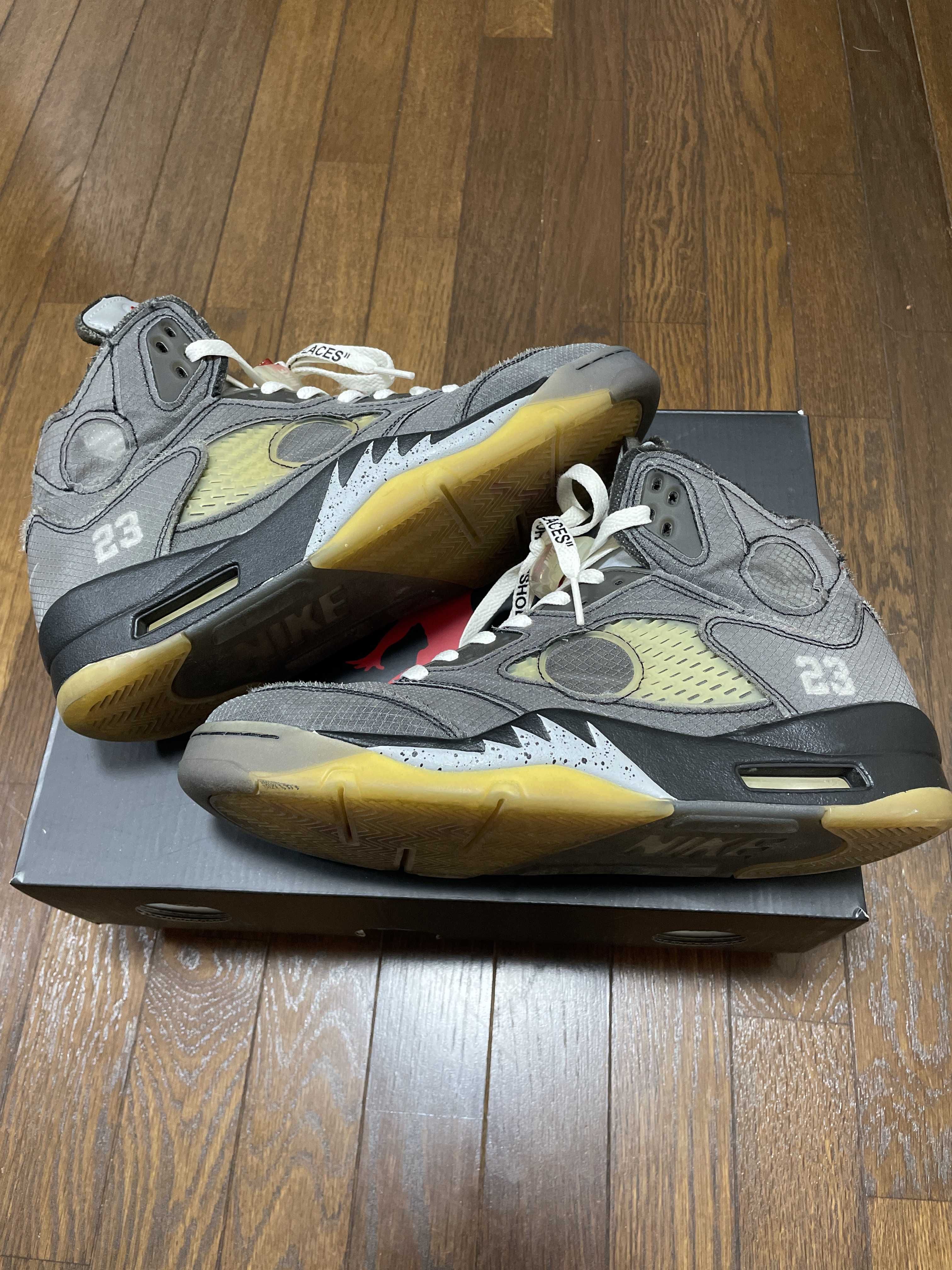 Off-White × Nike Air Jordan 5 "Black/Muslin/Fire Red"