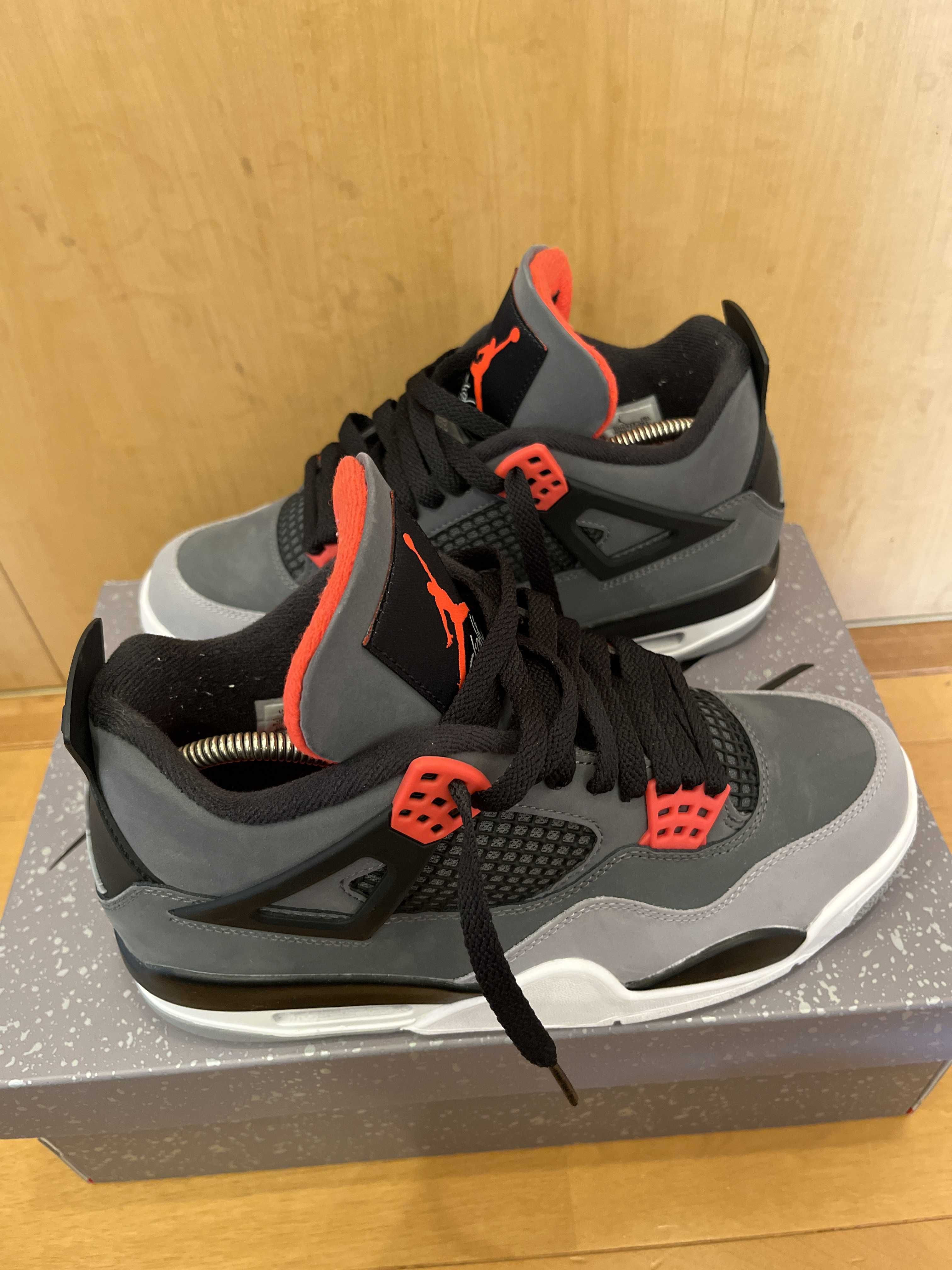 Nike Air Jordan 4 Retro "Infrared 23"