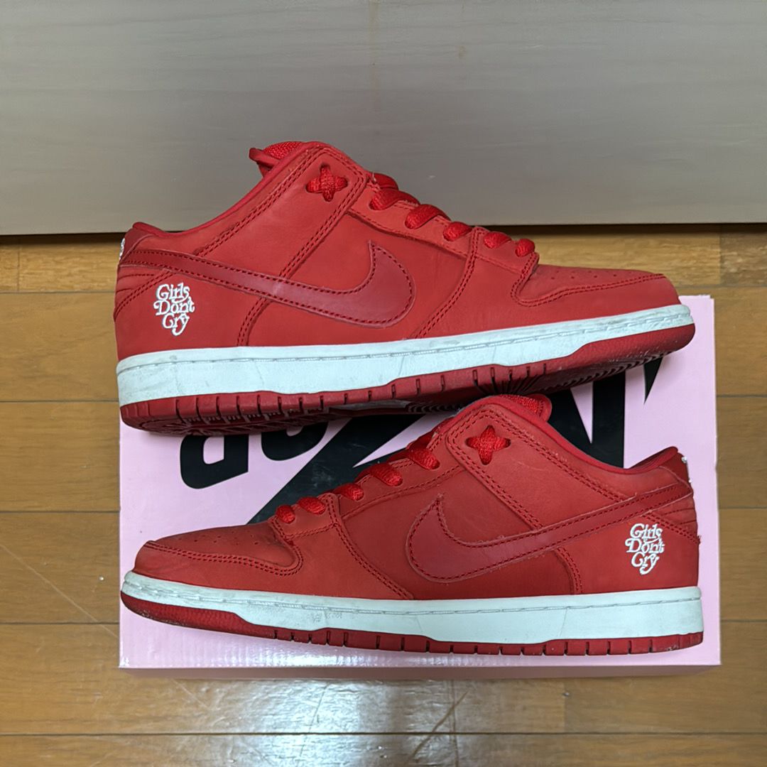 Girls Don't Cry × Nike SB Dunk Low Pro QS "Red" / VERDY