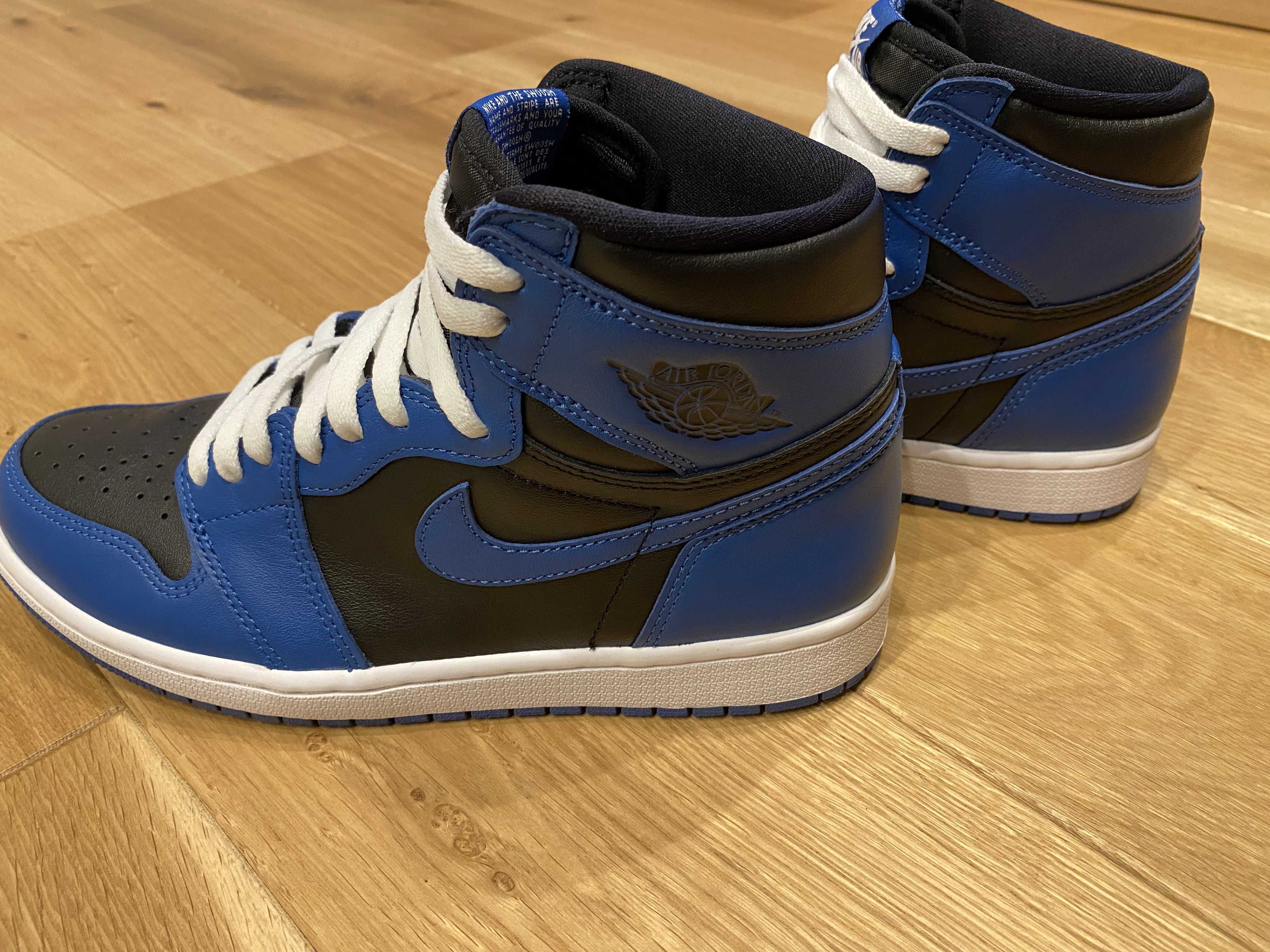 Nike Air Jordan 1 Retro High OG "Dark Marina Blue"