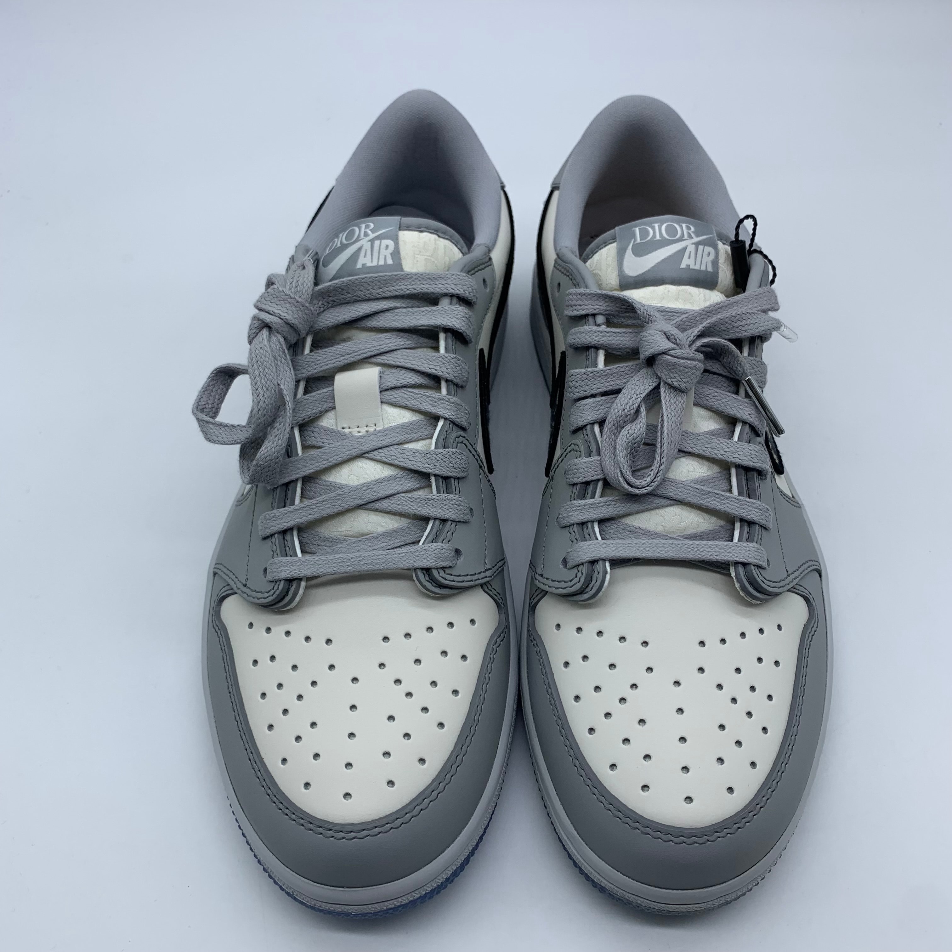 Dior × Nike Air Jordan 1 Low OG "Wolf Grey"