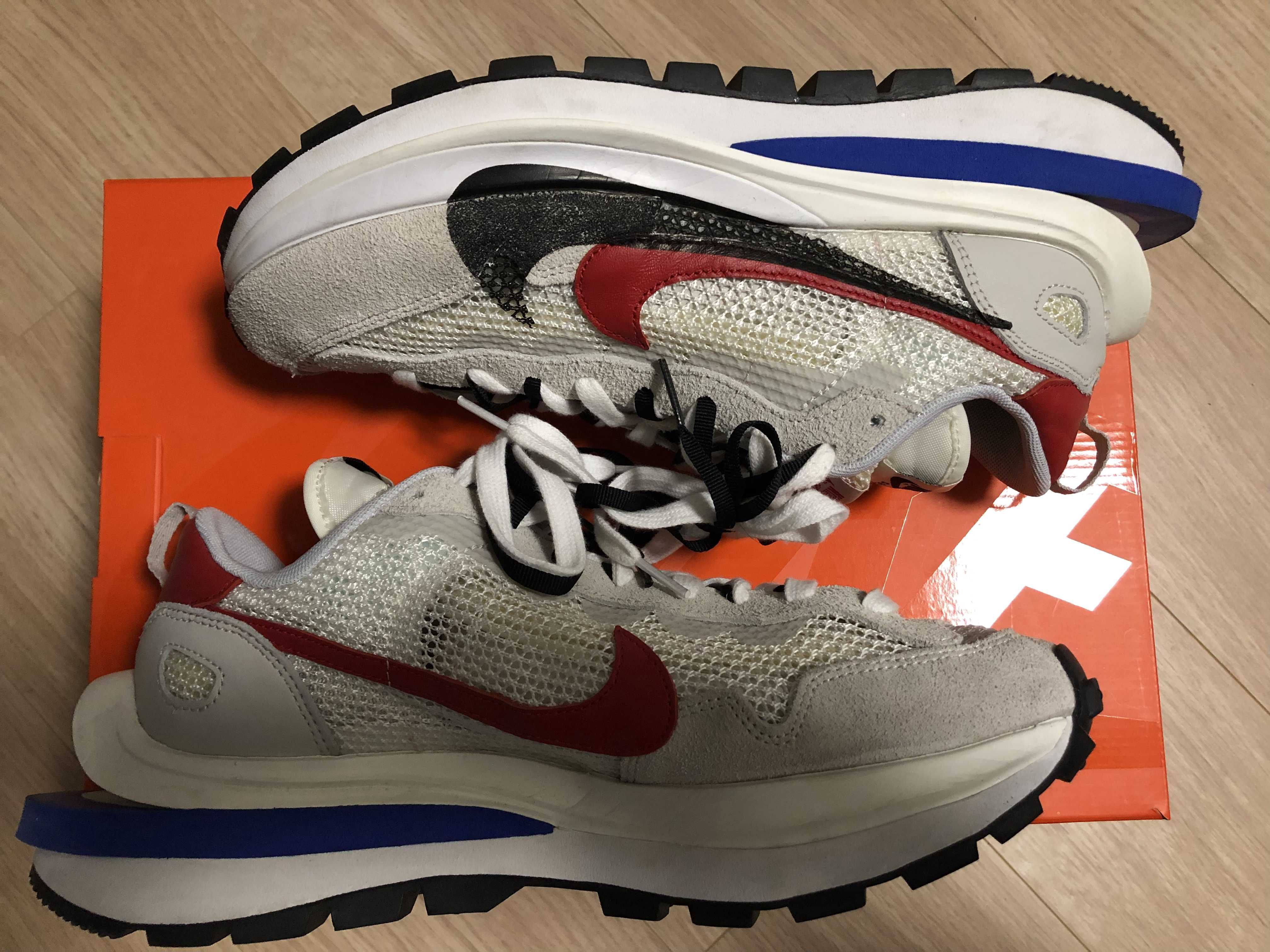 sacai × Nike Vapor Waffle "Royal Fuchsia"