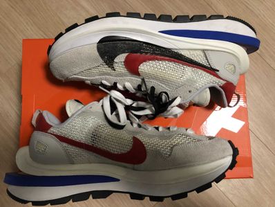 sacai × Nike Vapor Waffle "Royal Fuchsia"