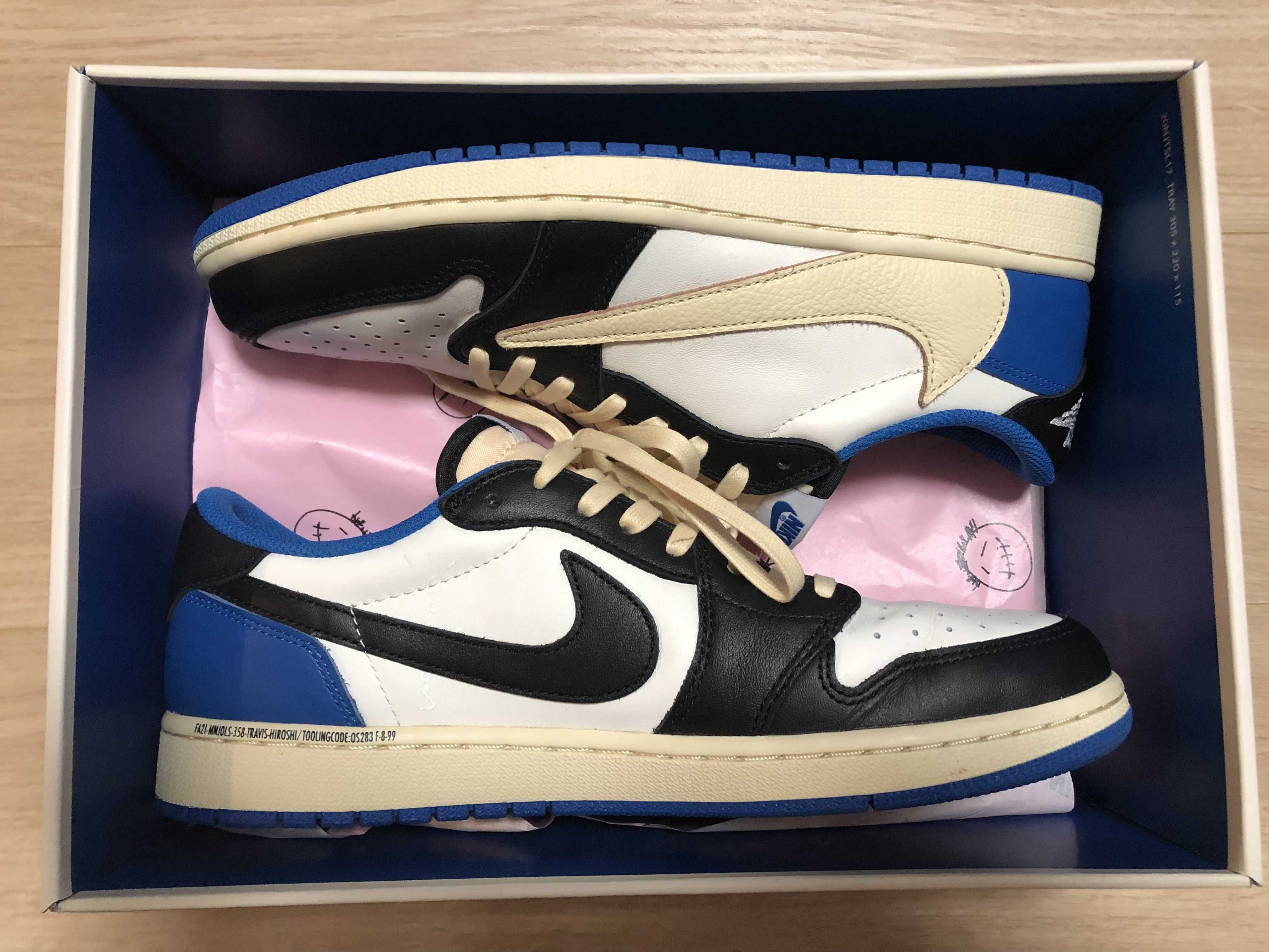 Travis Scott × fragment design × Nike Air Jordan 1 Low OG SP "Military Blue"