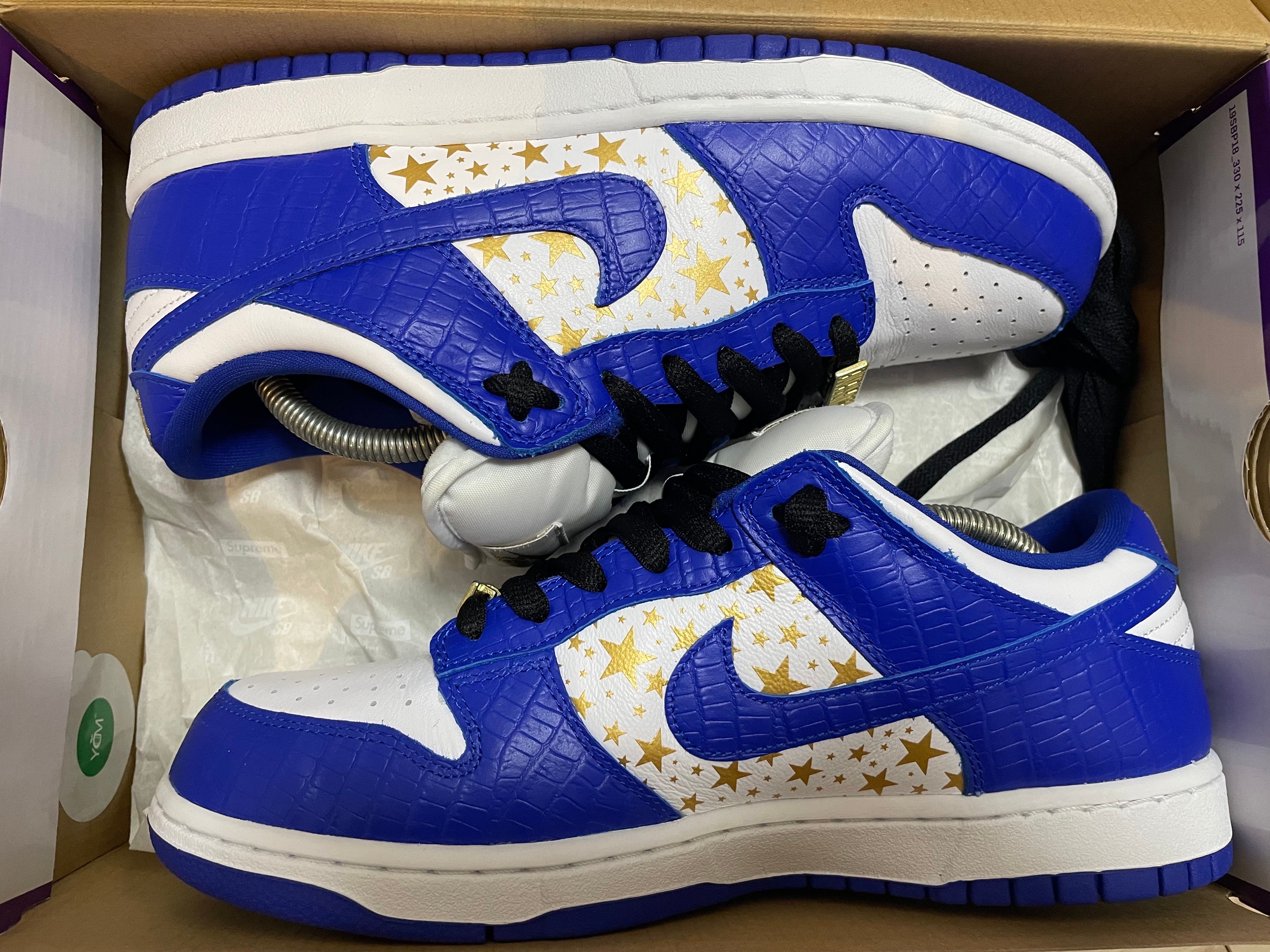 Supreme × Nike SB Dunk Low OG QS Gold Stars "White/Hyper Blue"