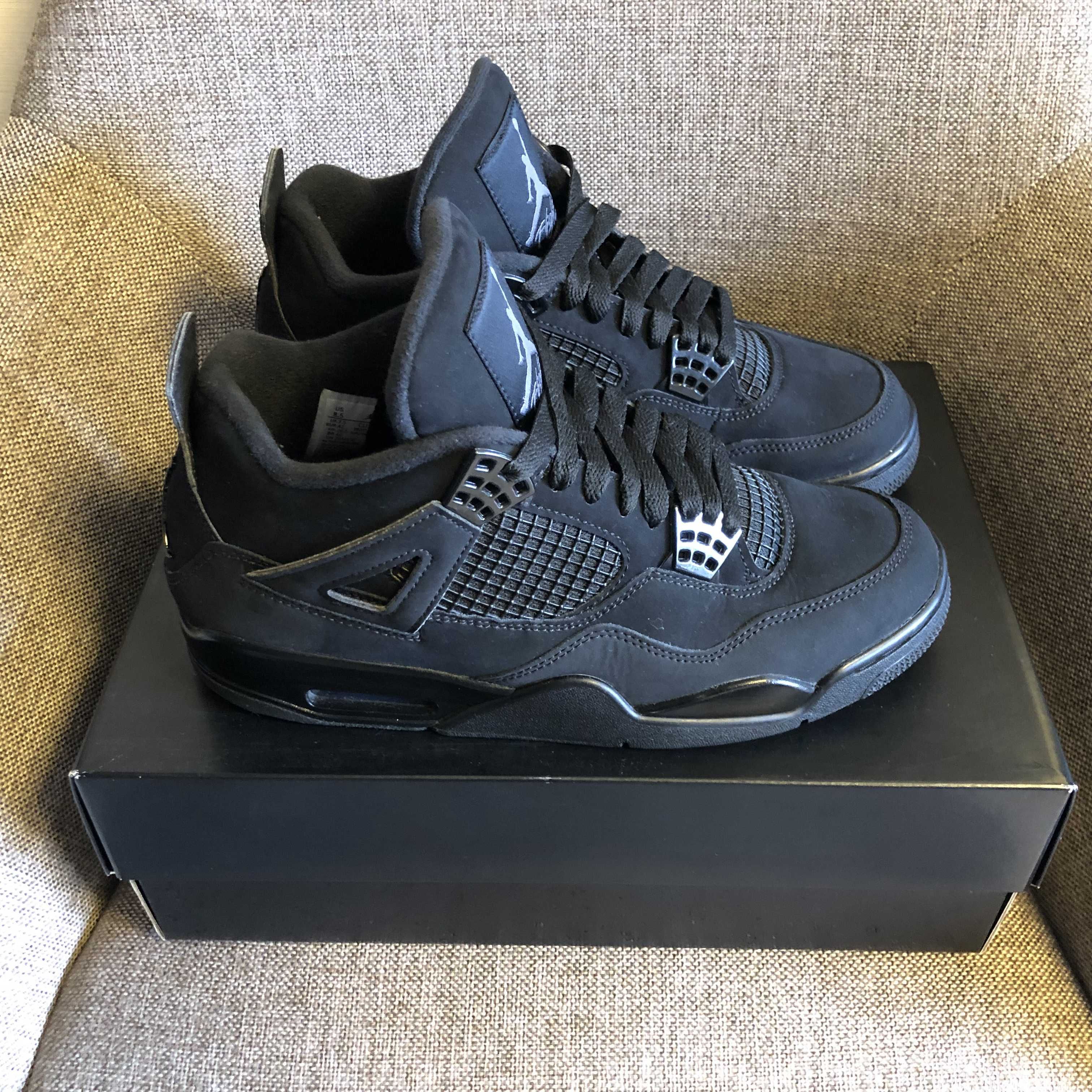 Nike Air Jordan 4 "Black Cat"