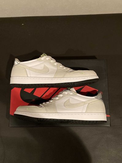 Nike Air Jordan 1 Low OG "Ghost Green"