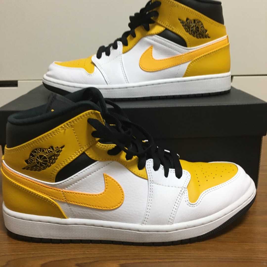 Nike Air Jordan 1 Mid "University Gold"