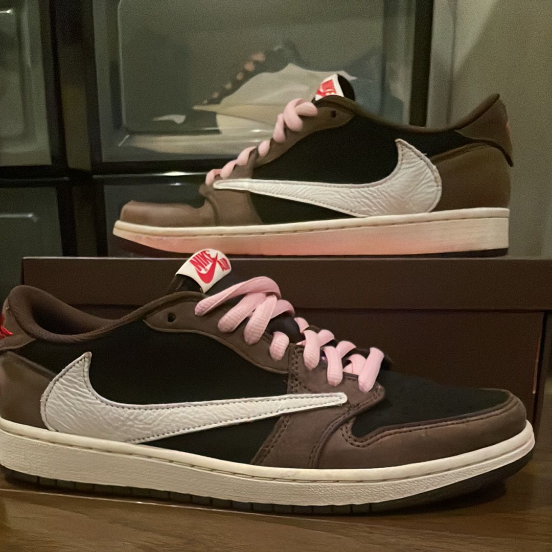Travis Scott × Nike Air Jordan 1 Low OG SP-T "Black/Dark Mocha"