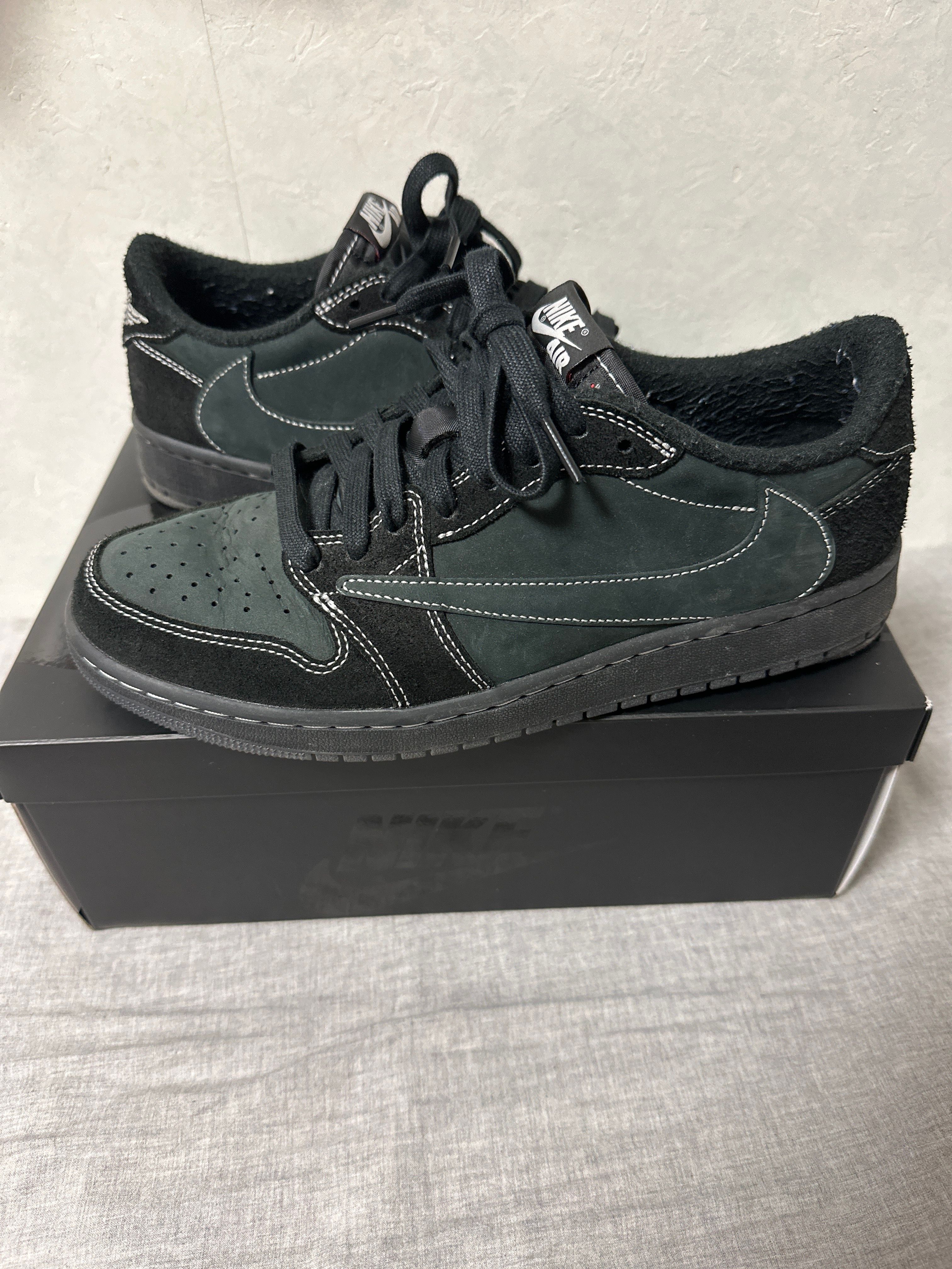 Travis Scott × Nike Air Jordan 1 Low OG SP "Black Phantom"
