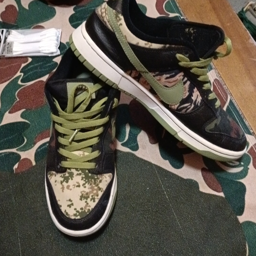 Nike Dunk Low SE "Black Multi Camo"