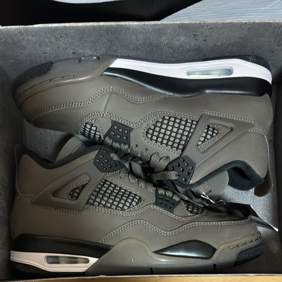 Nike Air Jordan 4 Retro "Cave Stone"