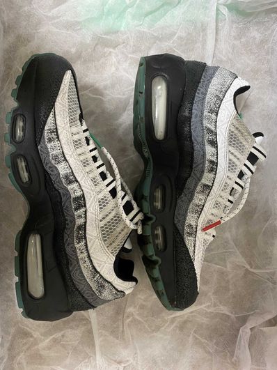 Nike Air Max 95 SE "Day of the Dead"