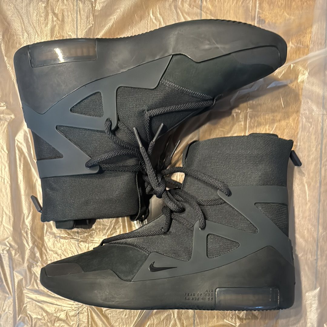 Fear Of God × Nike Air  1 "Triple Black"