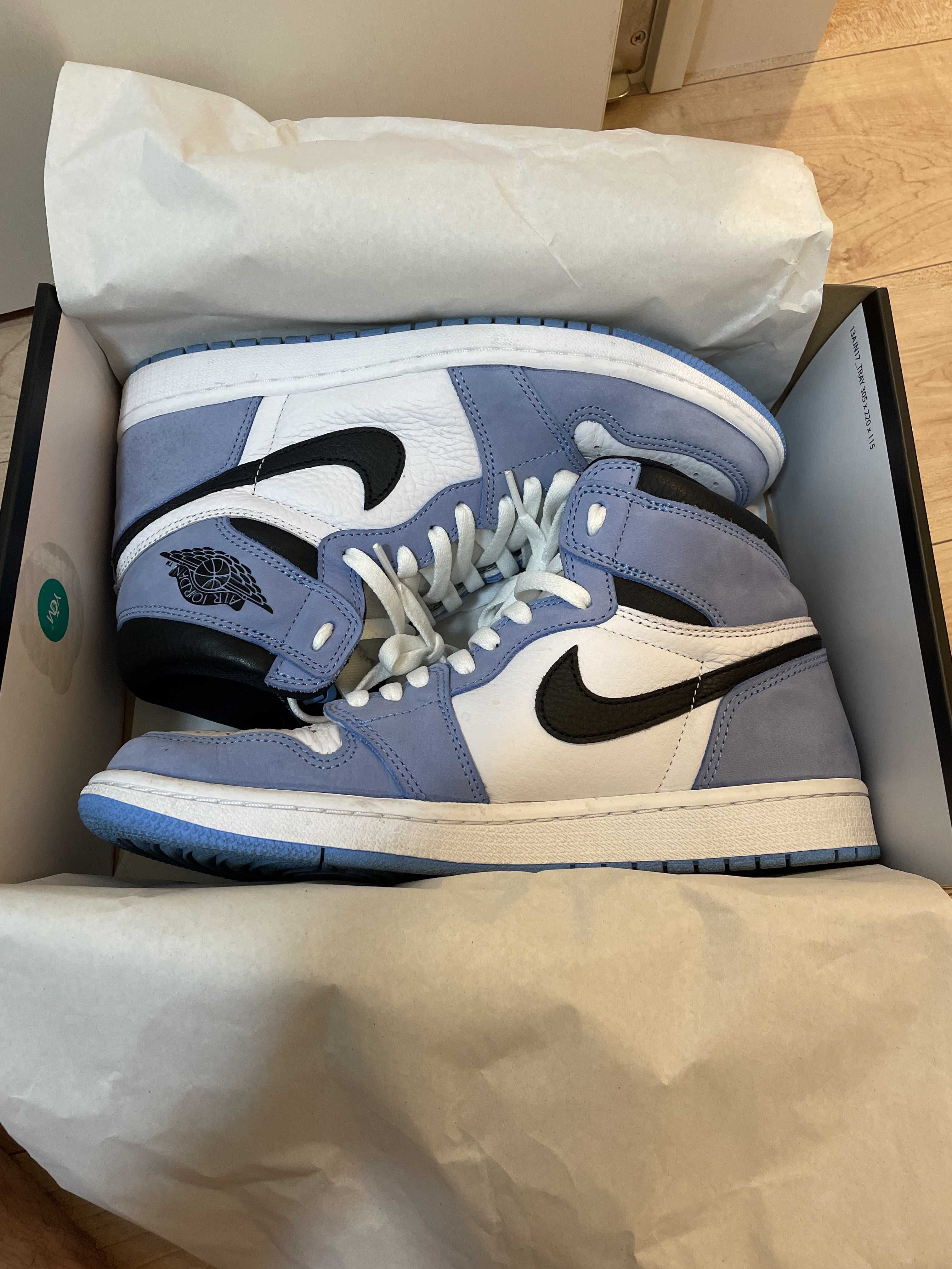 Nike Air Jordan 1 High OG "University Blue"