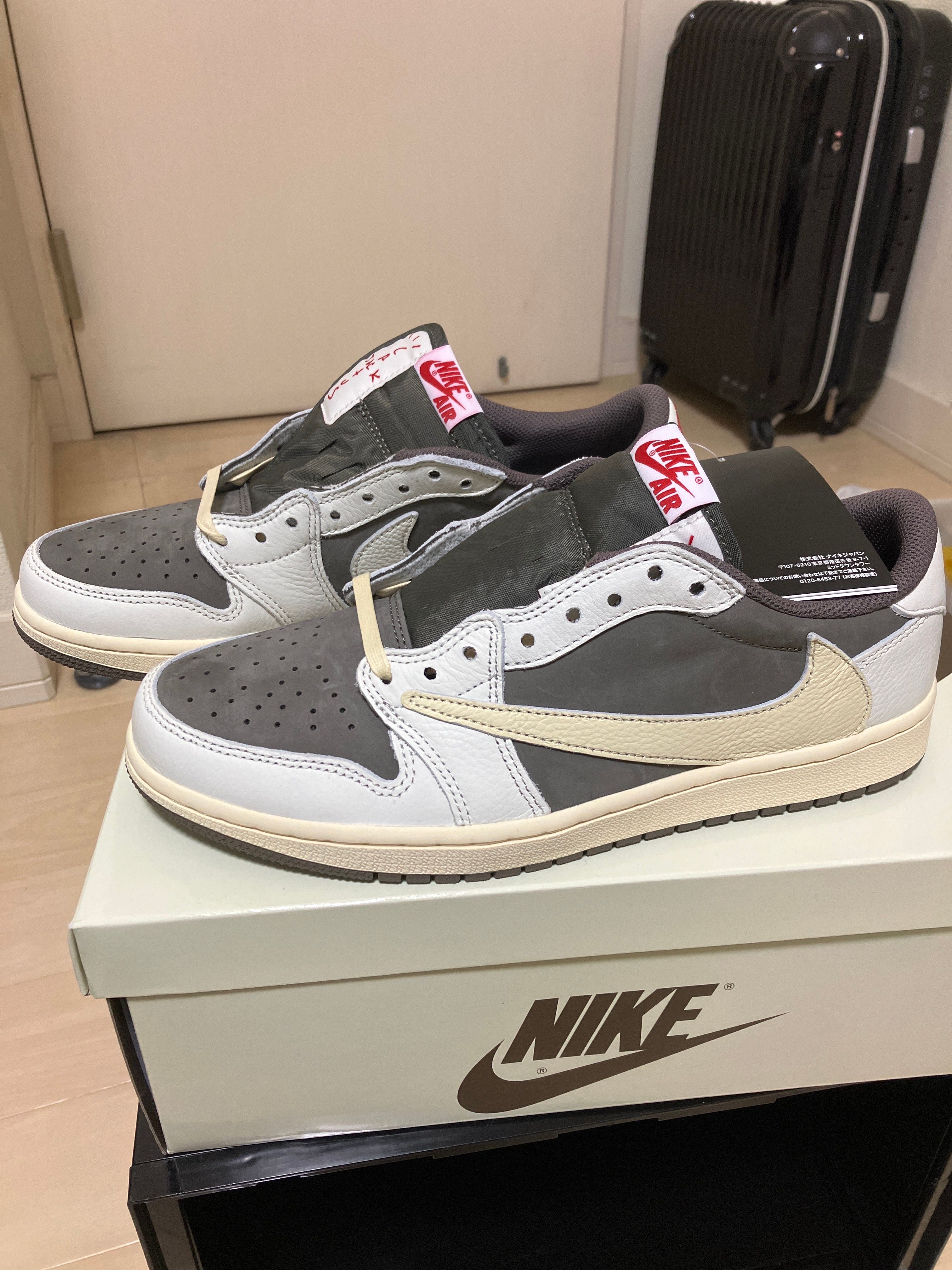 Travis Scott × Nike Air Jordan 1 Low OG SP "Reverse Mocha/Sail and Ridgerock"