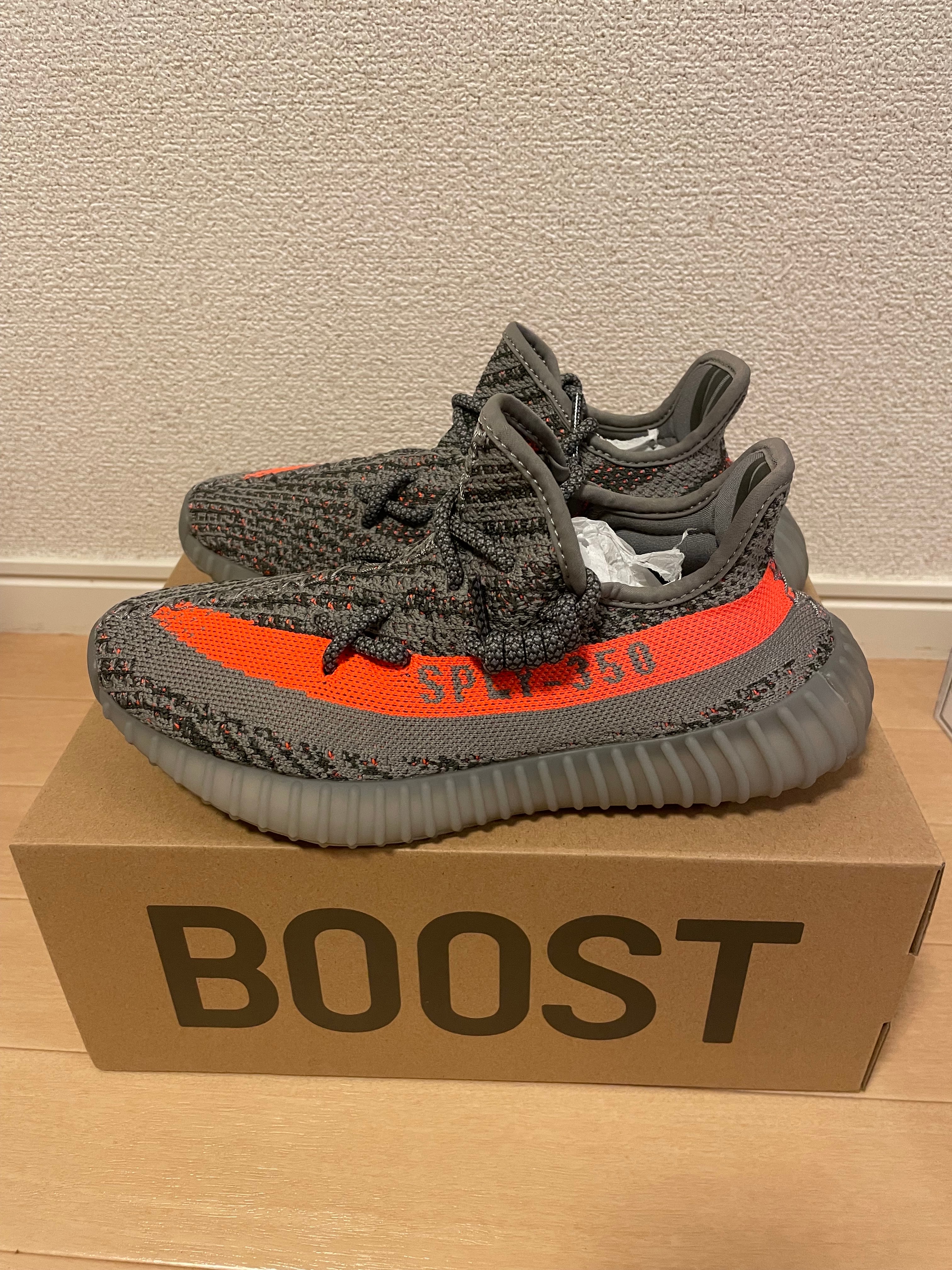 アディダス イージーブースト350V2 "ベルーガ リフレクティブ"