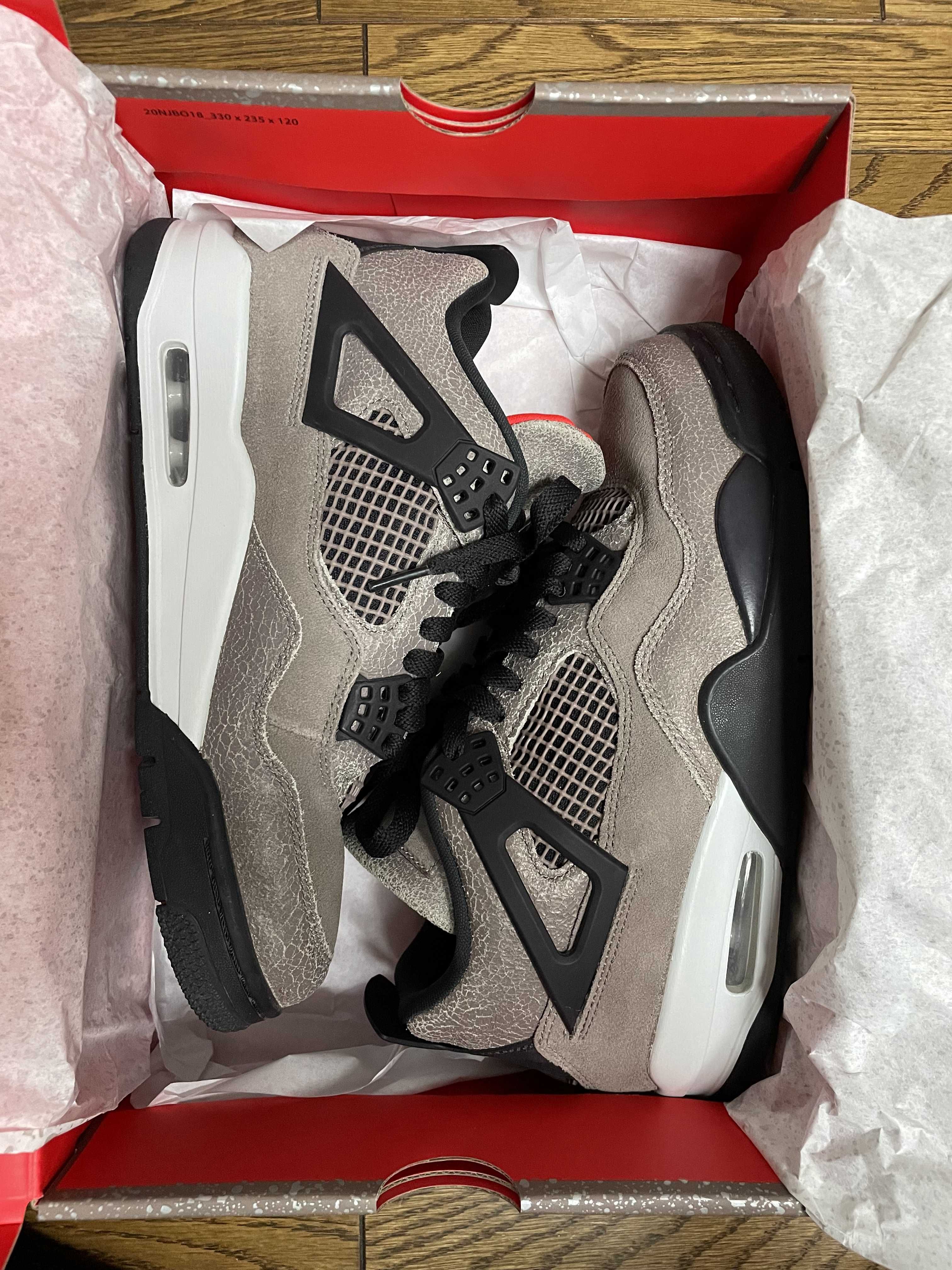 Nike Air Jordan 4 "Taupe Haze"   