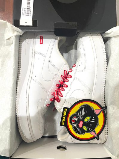 Supreme × Nike Air Force 1 Low "White"