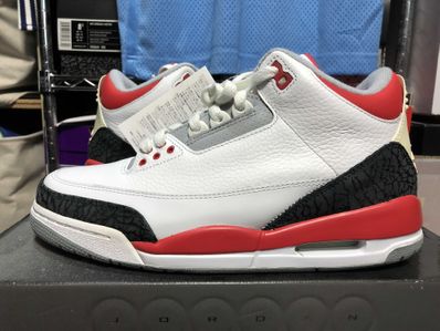 Nike Air Jordan 3 Retro "Fire Red" (2007)